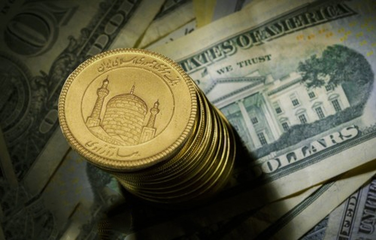 عقبگرد دلار، قیمت سکه را کاهشی کرد/ مثقال طلا ۳۰۰ هزار تومان ریخت