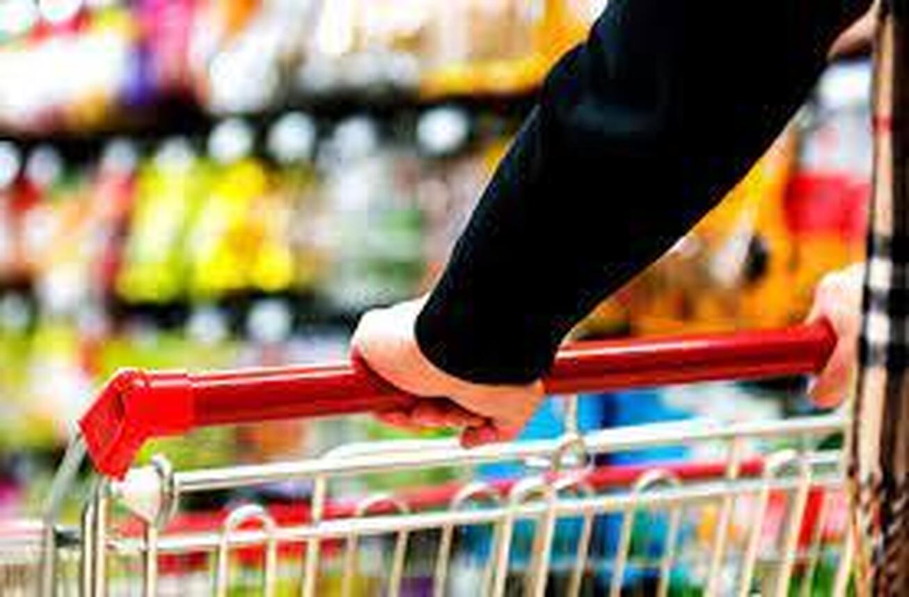 مروری بر روند اجرای سیاست ارز ترجیحی/ ۳ خطری که از سر اقتصاد کشور رفع شد