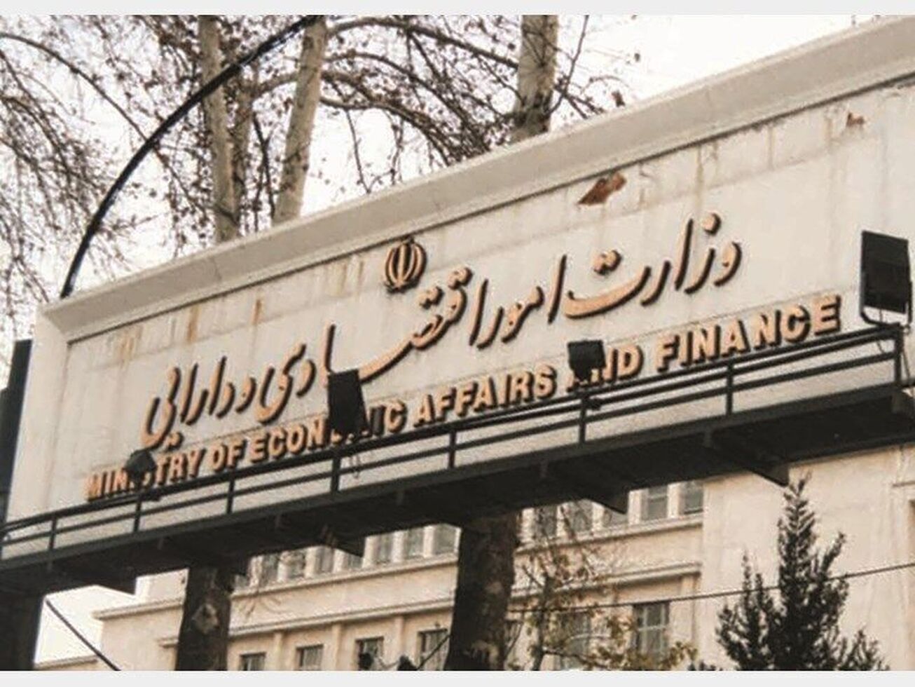 بورس نیازی به دستور نجات ندارد