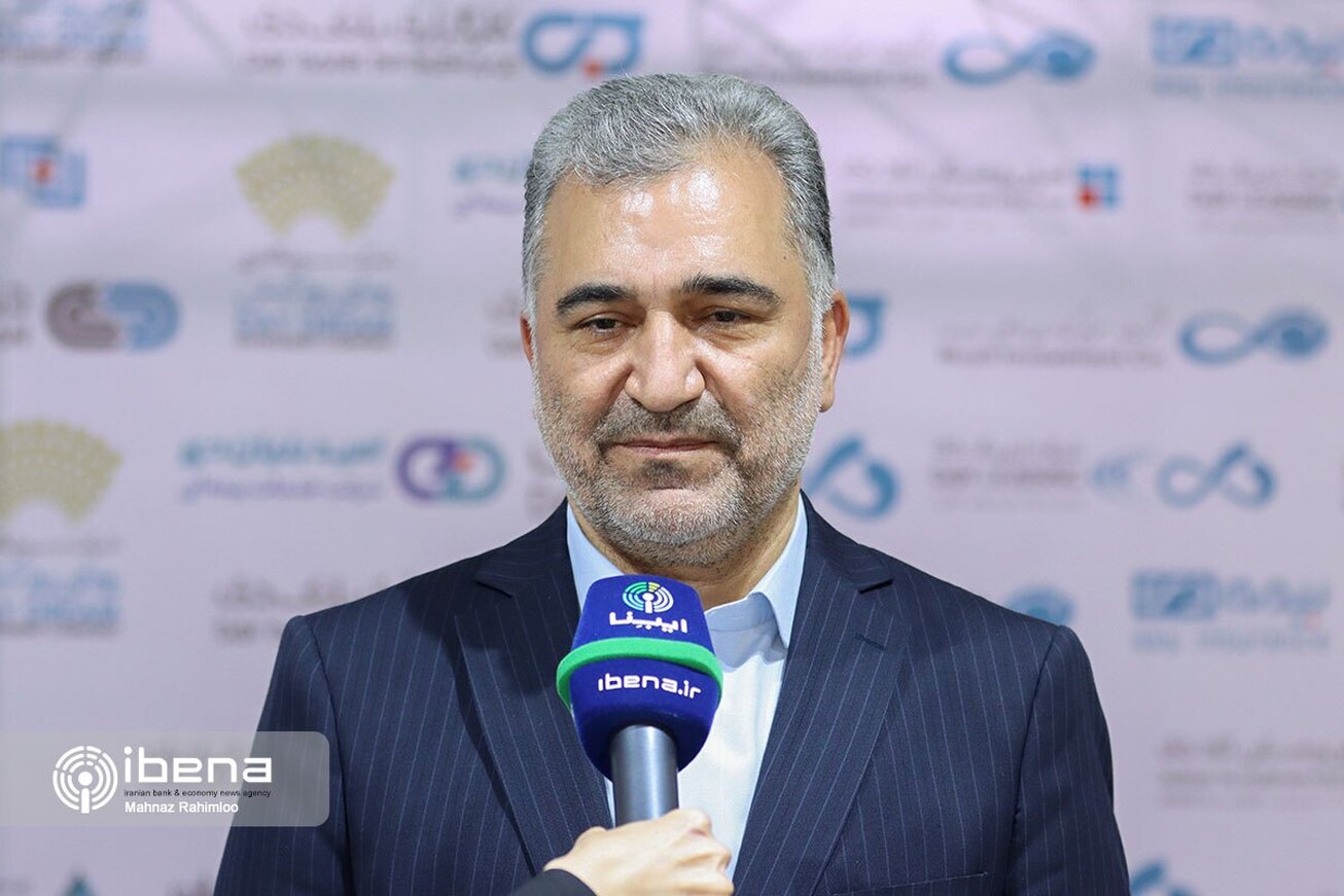 وام کارکنان بانک&zwnj;ها بر اساس ضوابط قانونی است