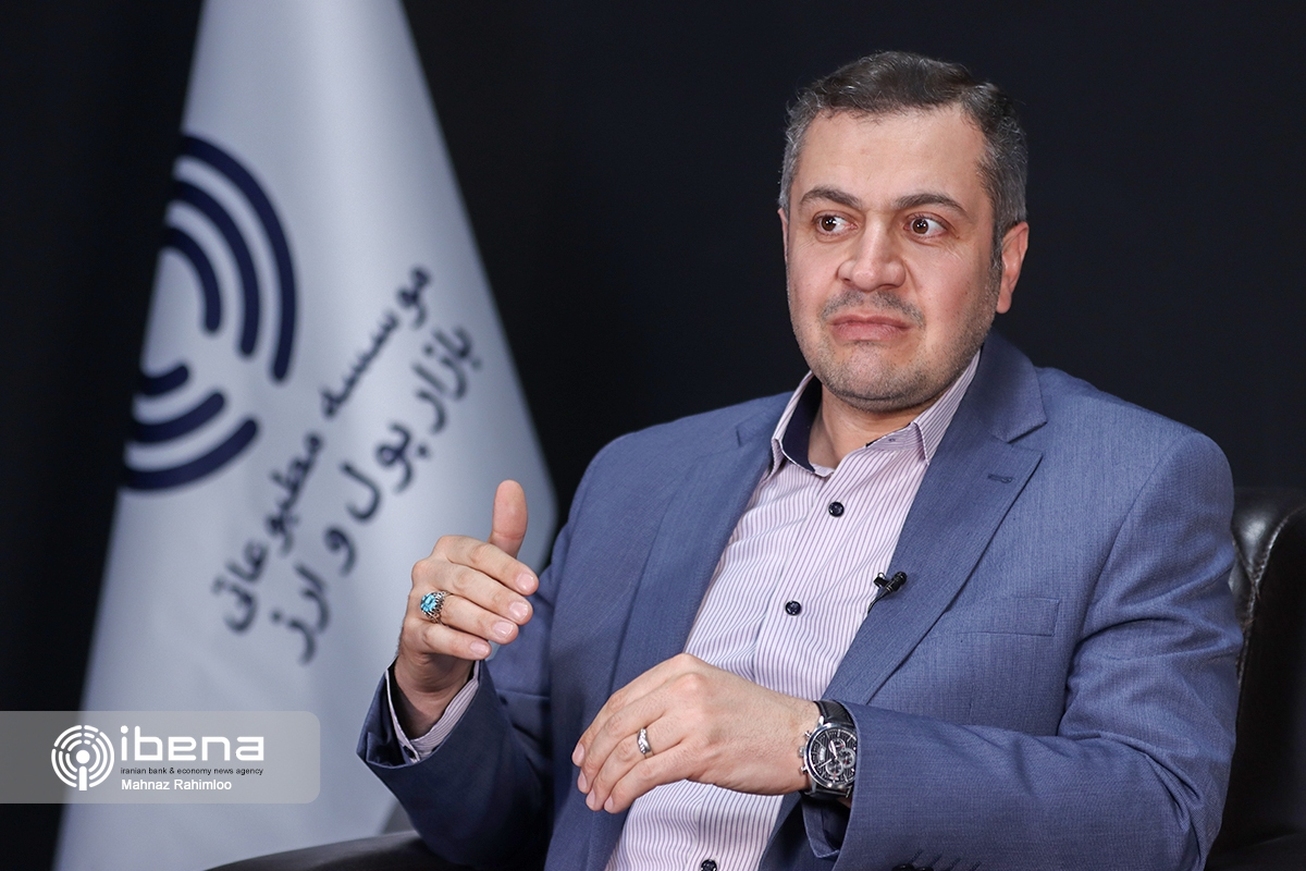 مرکز مبادله ایران، التهاب بازار غیررسمی ارز را کاهش داد