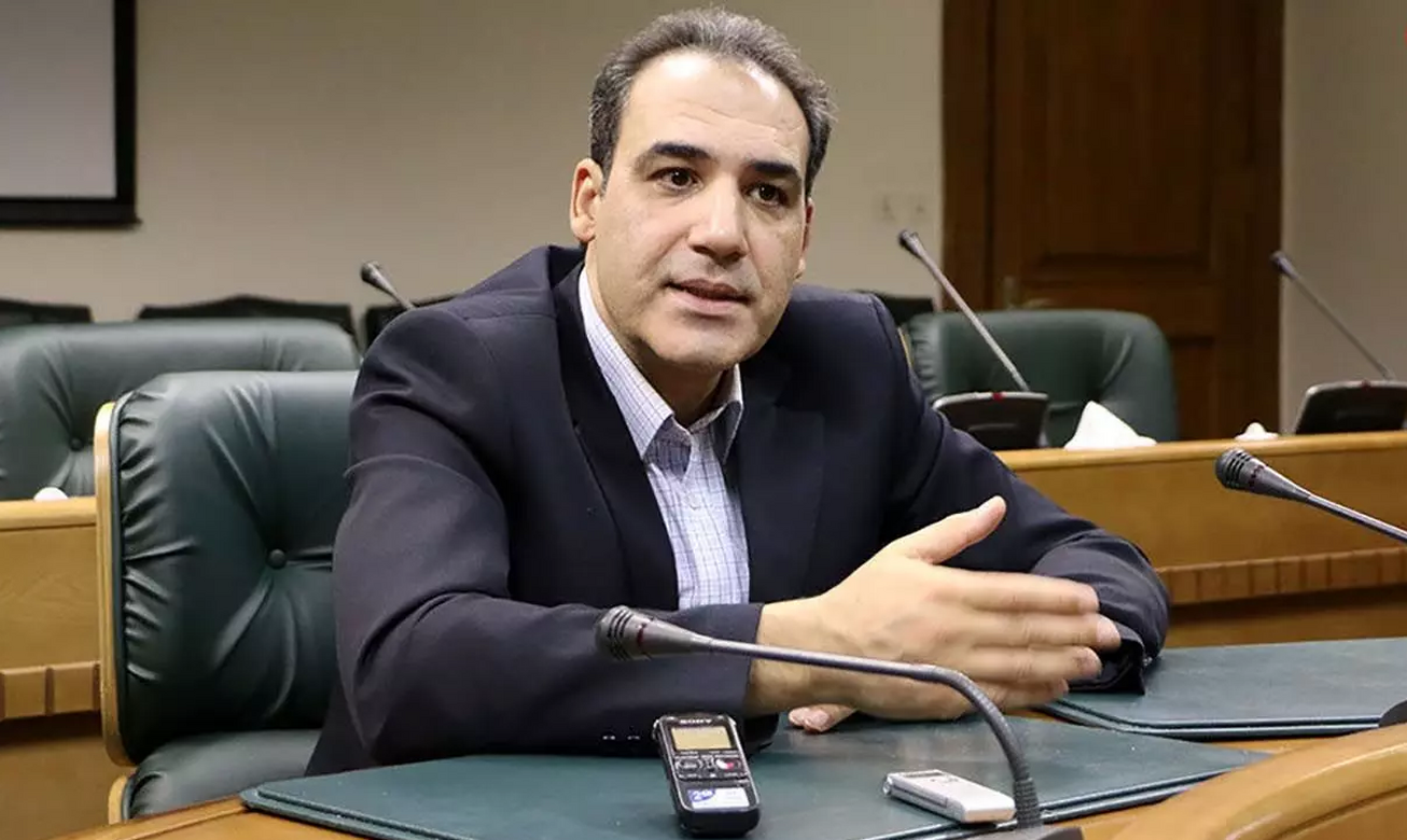 خدمات رایگان بانکی راه نوآوری را مسدود می&zwnj;کند / هدف بانک مرکزی از مدل جدید کارمزدها