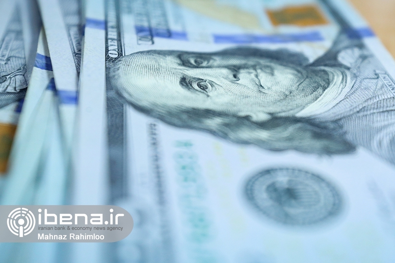 دلار ۴۸ هزار تومانی هم در بازار خریدار ندارد /ثبات قیمت دلار و درهم در مرکز مبادله