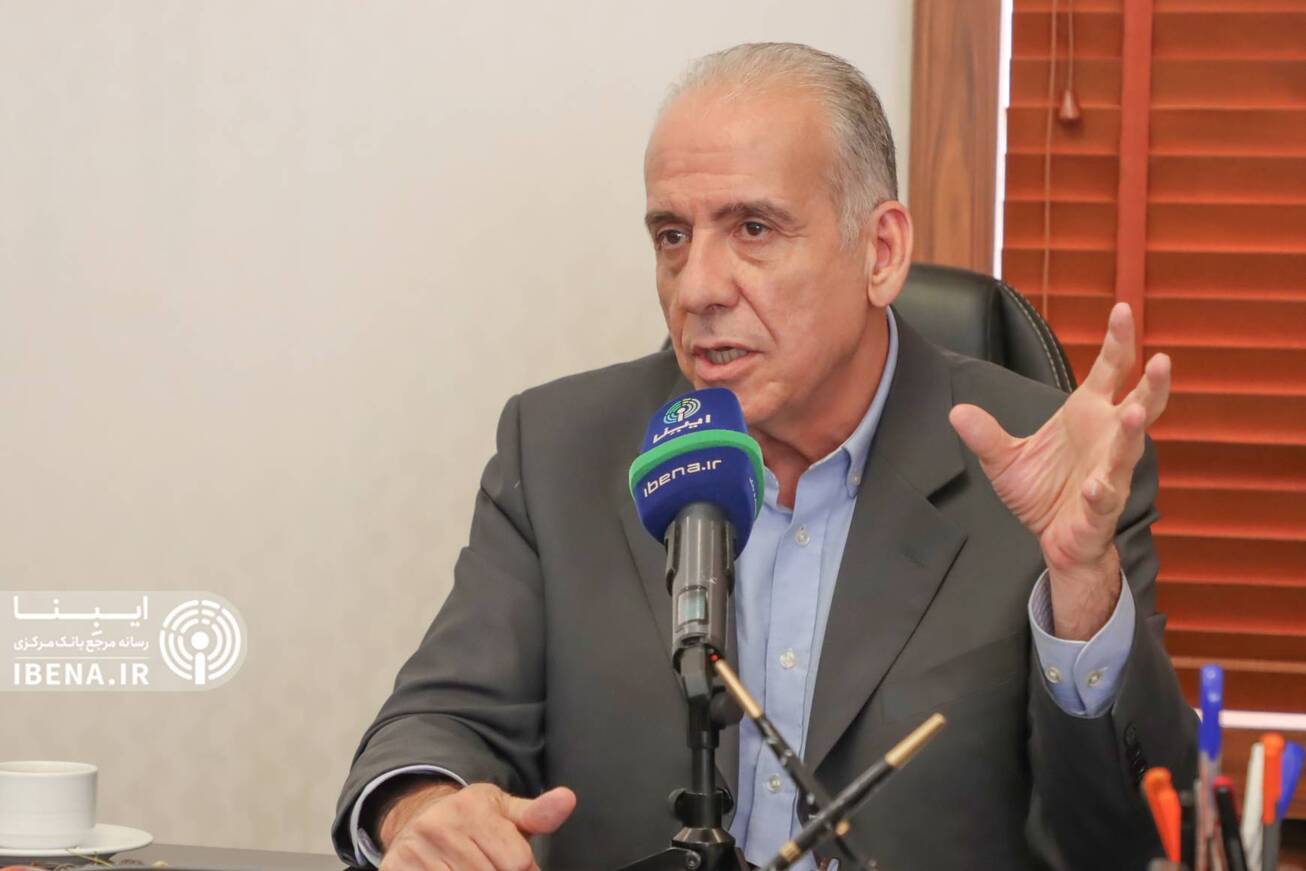 مناسبات پولی و بانکی از دلار رها می&zwnj;شود