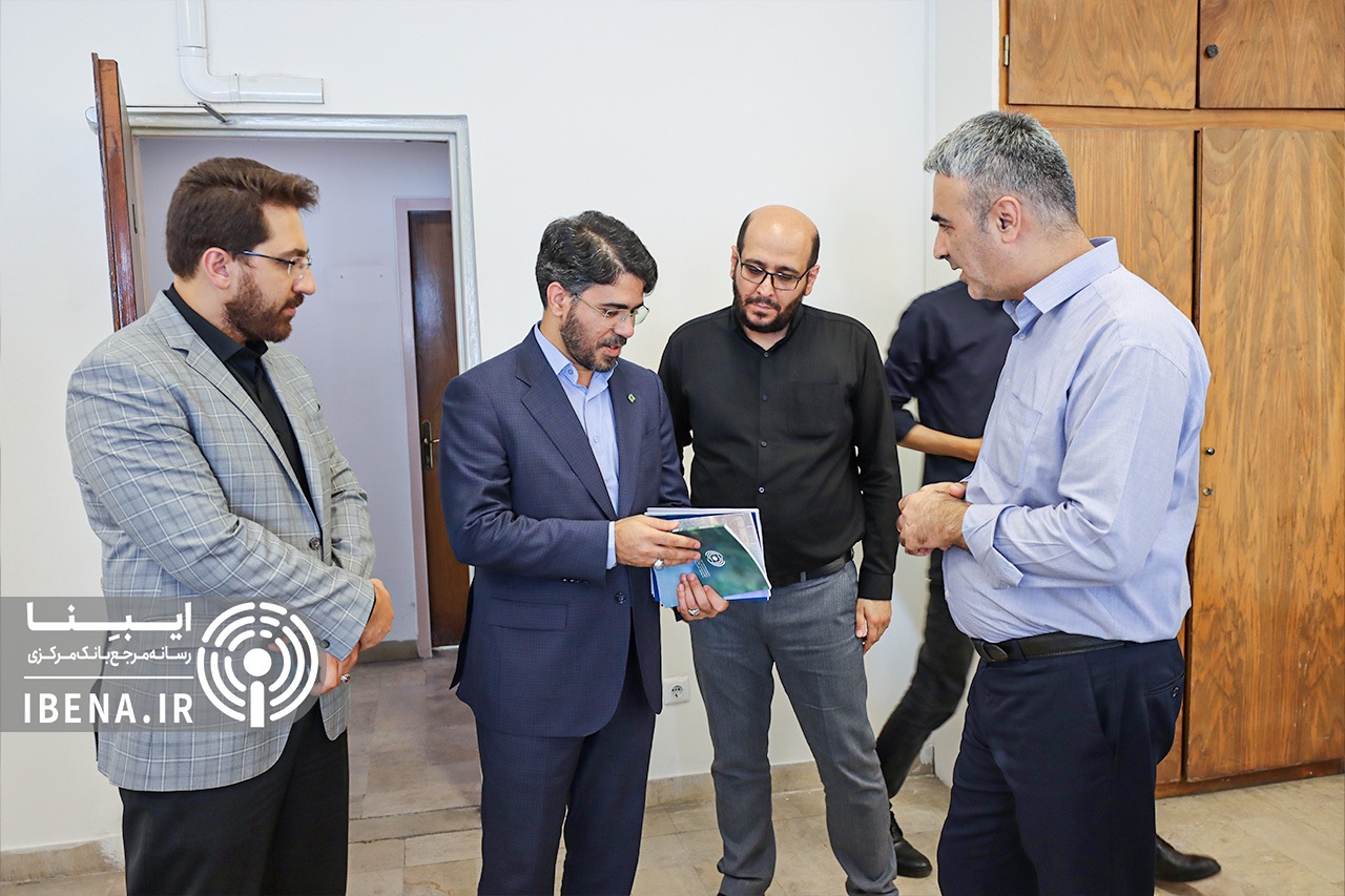 بازدید مدیرعامل بانک کارآفرین از ایبِنا بازدید مدیرعامل بانک کارآفرین از ایبِنا