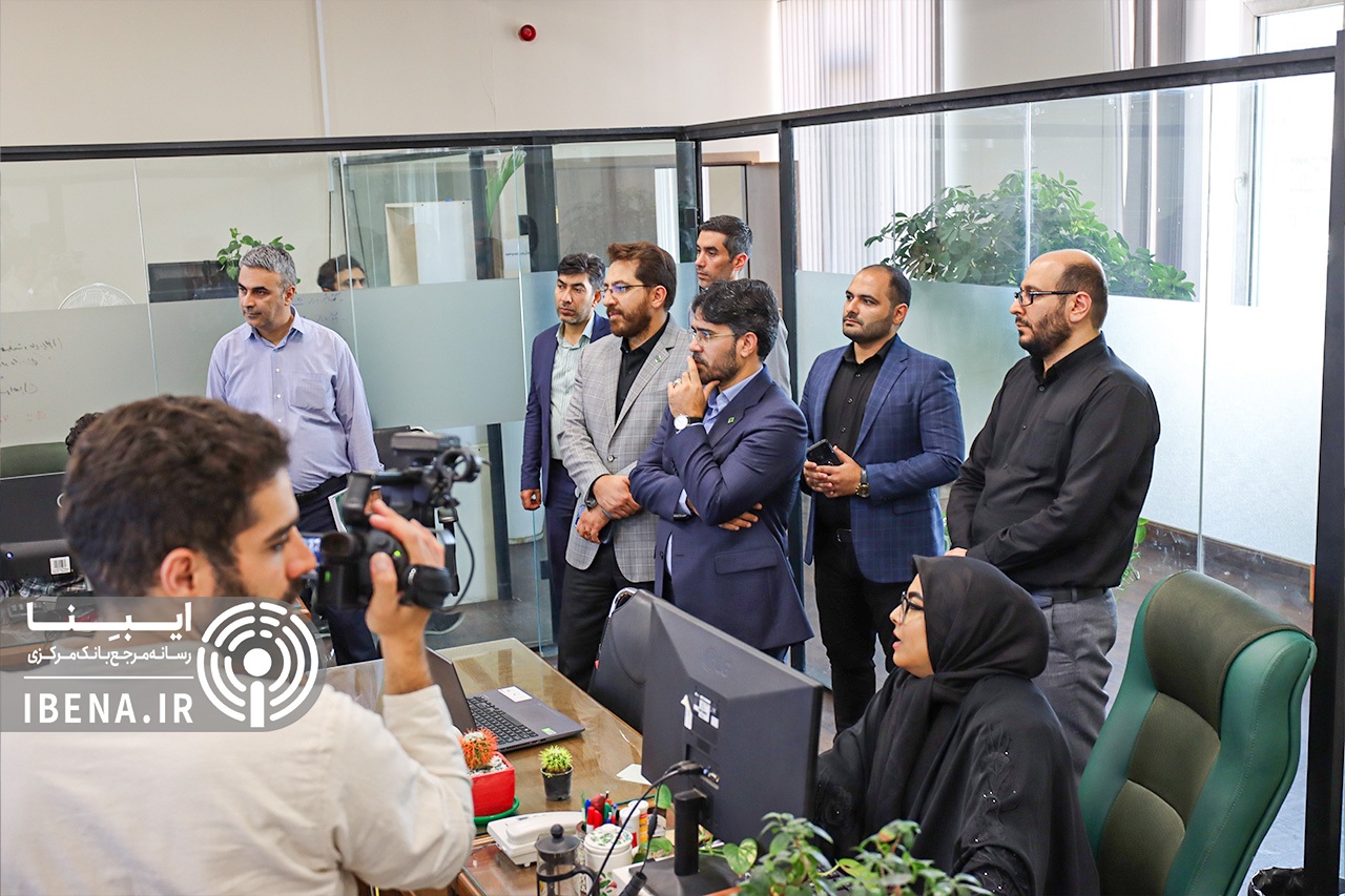 بازدید مدیرعامل بانک کارآفرین از ایبِنا بازدید مدیرعامل بانک کارآفرین از ایبِنا