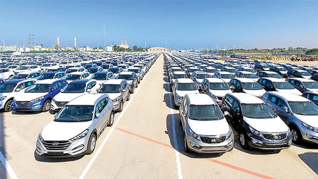 تعداد ۱۲۱۸ دستگاه خودرو از گمرک ترخیص قطعی شد