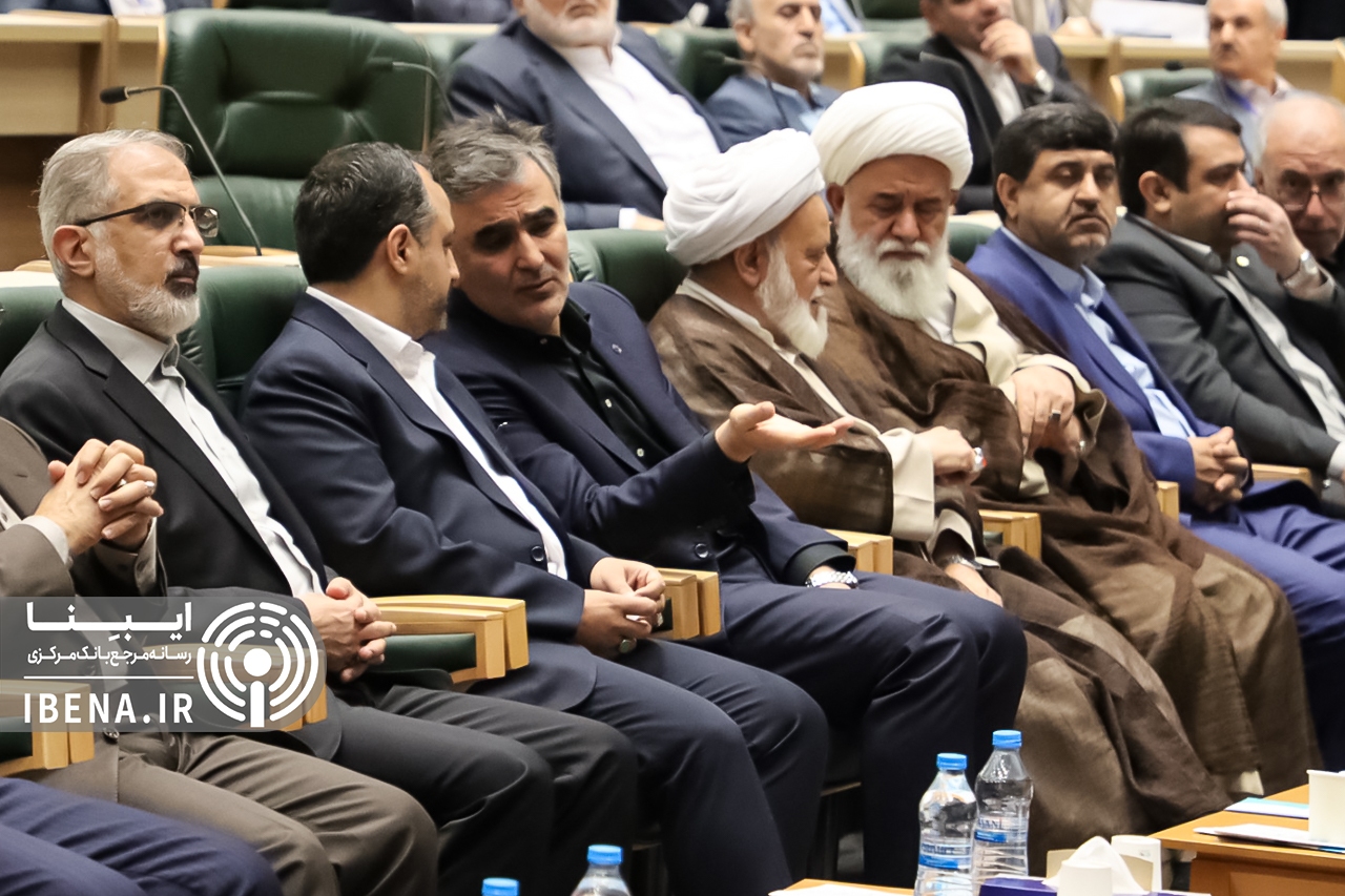 نقدینگی بهعنوان عامل اصلی تورم کنترل شد/ باید بر مصارف تسهیلات نظارت کنیم/هدایت اعتبار نیازمند زیرساخت مناسب نقدینگی بهعنوان عامل اصلی تورم کنترل شد/ باید بر مصارف تسهیلات نظارت کنیم/هدایت اعتبار نیازمند زیرساخت مناسب