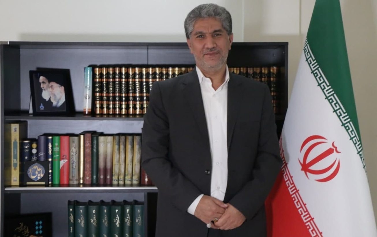 معاندین از ثبات بازار ارز ایران عصبانی هستند/ حفظ ثبات و آرامش با دستِ باز بانک مرکزی