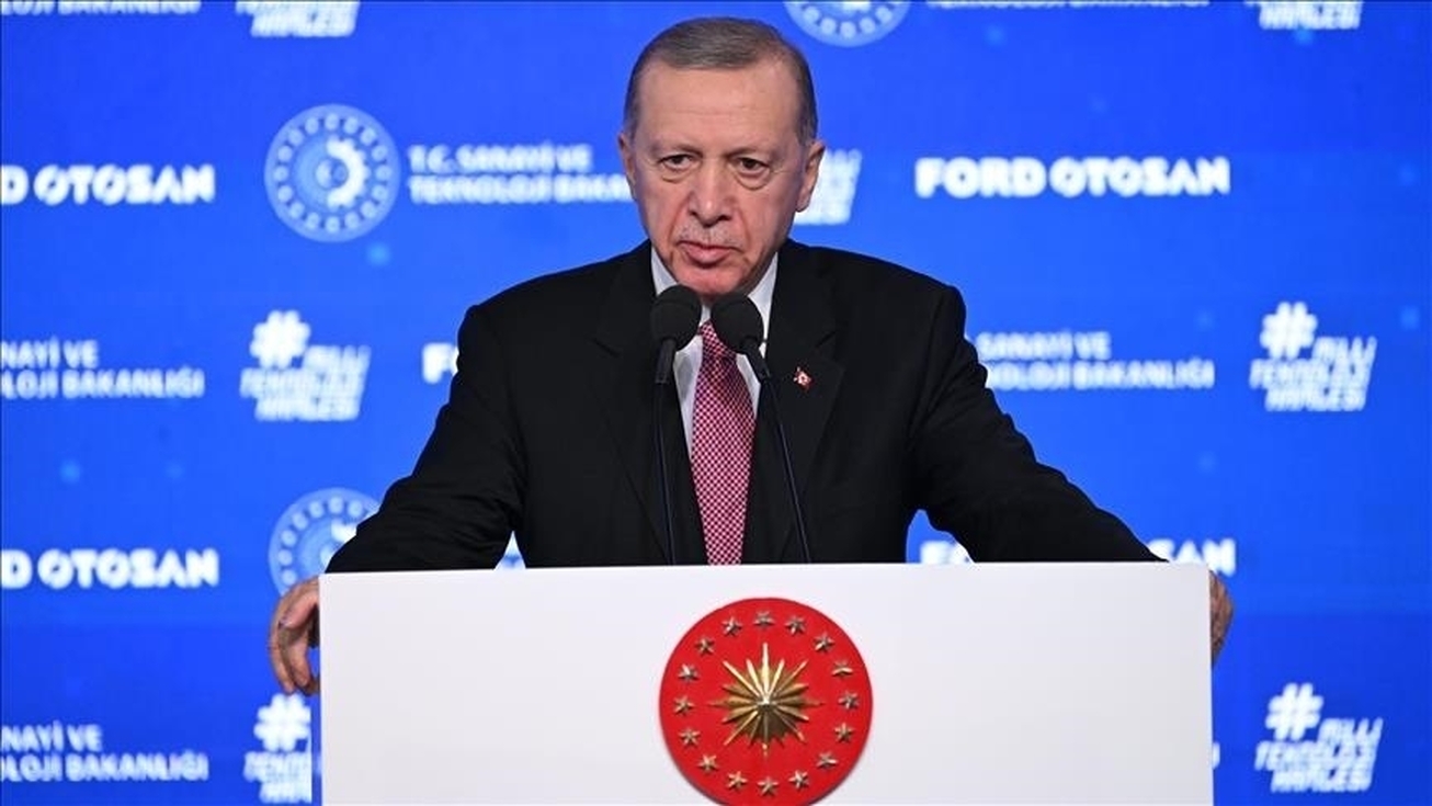 اردوغان: ترکیه به سمت توسعه بازار خودرو&zwnj;های الکتریکی حرکت می&zwnj;کند