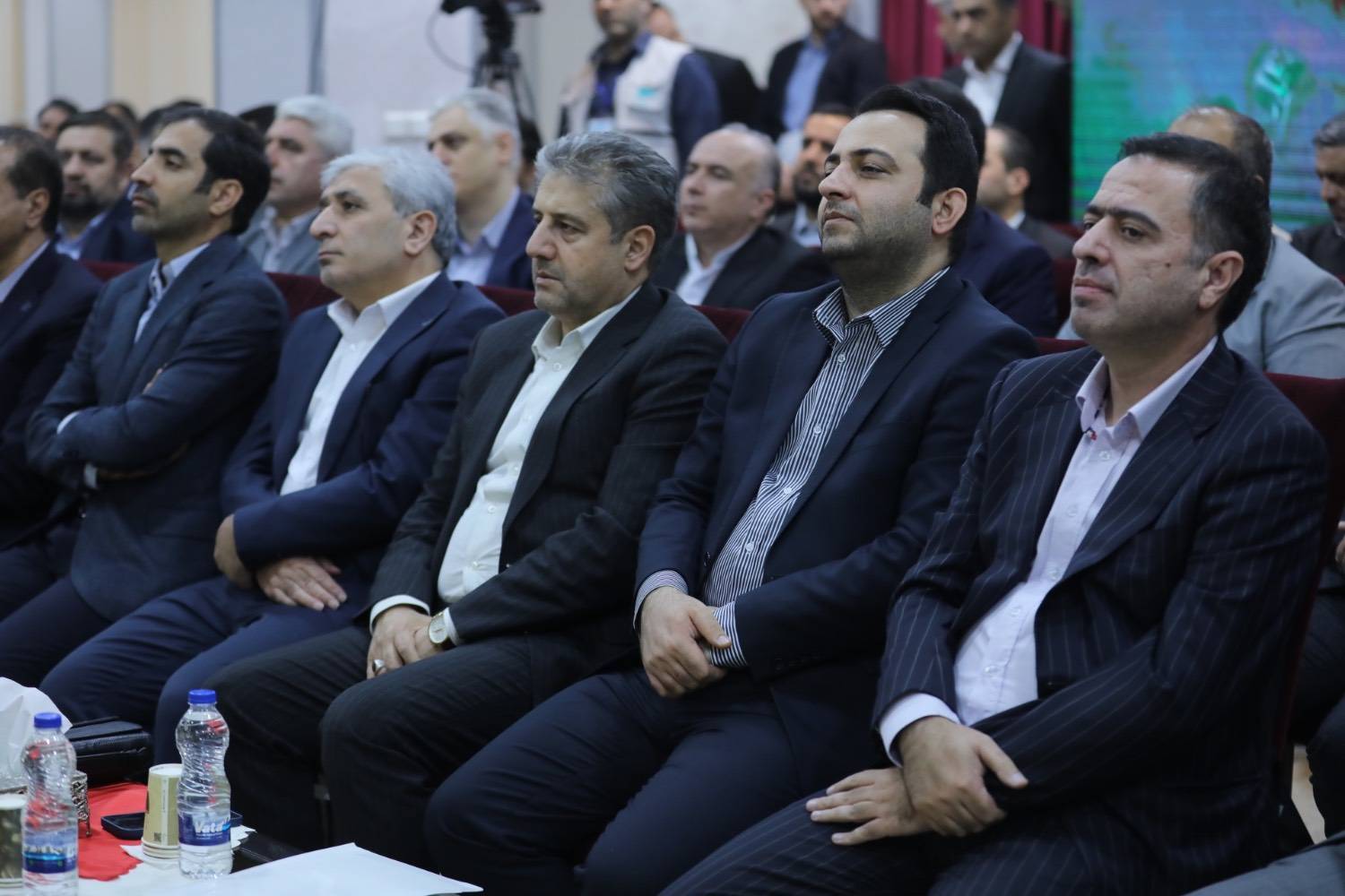 مدیرعامل و اعضای جدید هیأتمدیره بانک صادرات ایران معرفی شدند مدیرعامل و اعضای جدید هیأتمدیره بانک صادرات ایران معرفی شدند