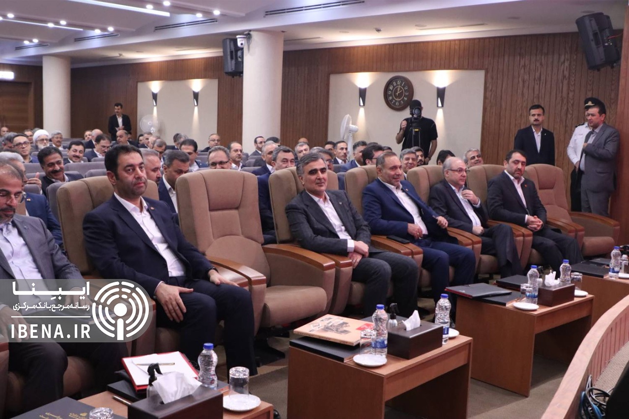 تسهیل دریافت وام‌های خرد با سامانه‌های الکترونیکی/ «فرابانک» سرمشق سایر بانک‌ها شود