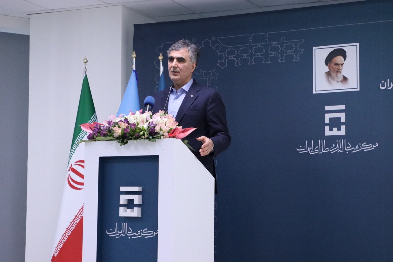 هدف بانک مرکزی مهار تورم بدون آسیب به رشد اقتصادی است