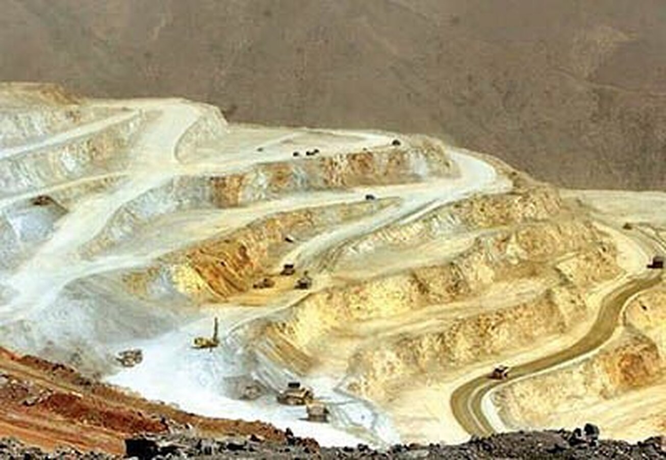 معدن، مهمترین بخش صادراتی کشور پس از نفت است/ ارز آوری ۱۰ میلیارد دلاری