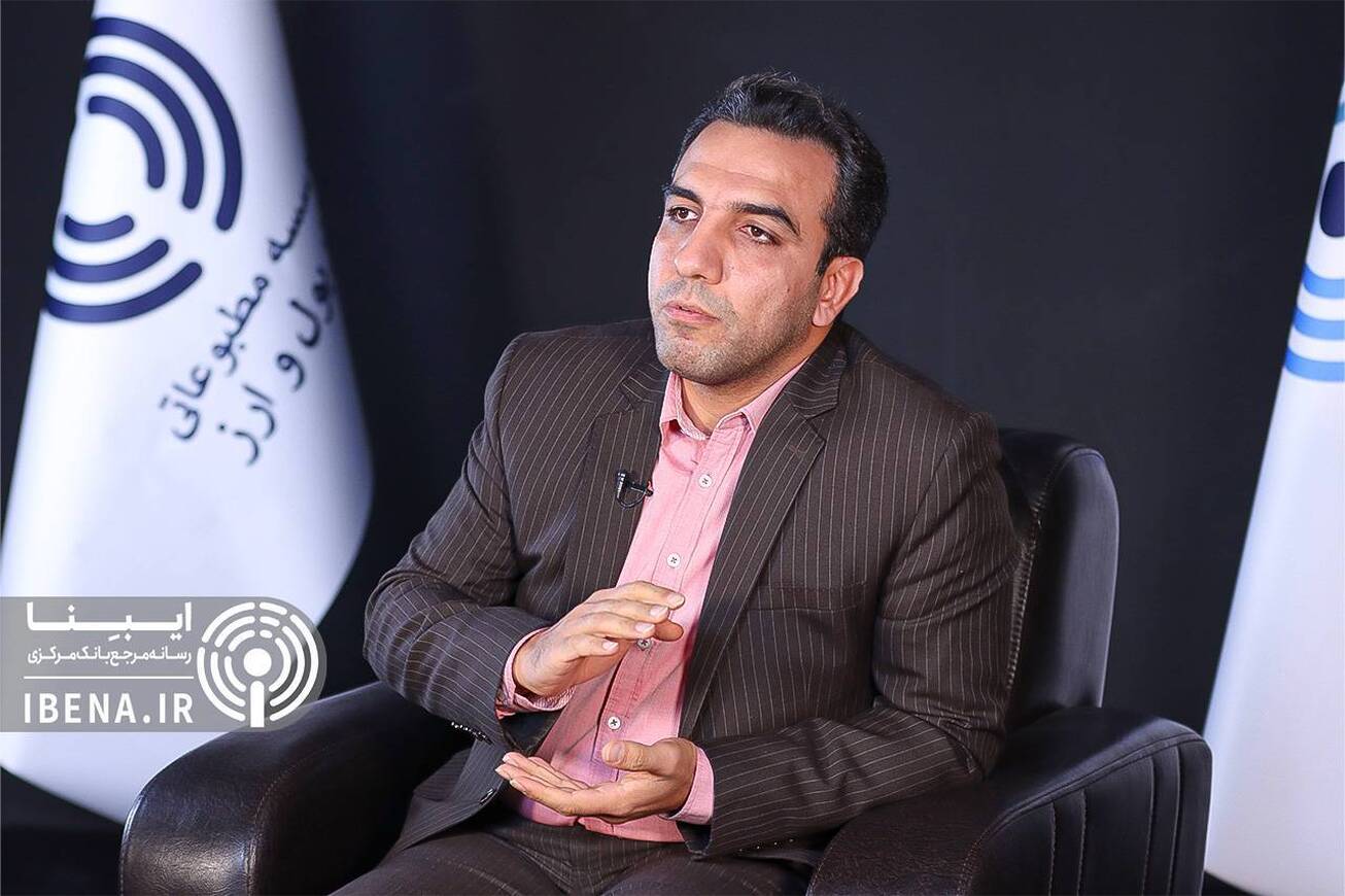 اهداف بانک مرکزی در ثبات بازار ارز با همراهی دولت محقق می&zwnj;شود/ لزوم هماهنگی ۴ سیاست مهم اقتصادی