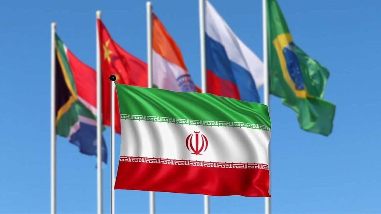 کاهش سلطه دلار با اهرم بریکس/ مبادلات مالی ایران در نظام چندقطبی جهانی تقویت می&zwnj;شود