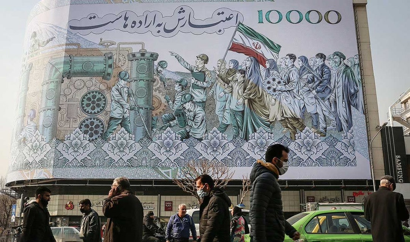 بلومبرگ: سرمایه&zwnj;گذاری در ۱۰۰ شرکت بورسی ایران هیچ ریسکی ندارد