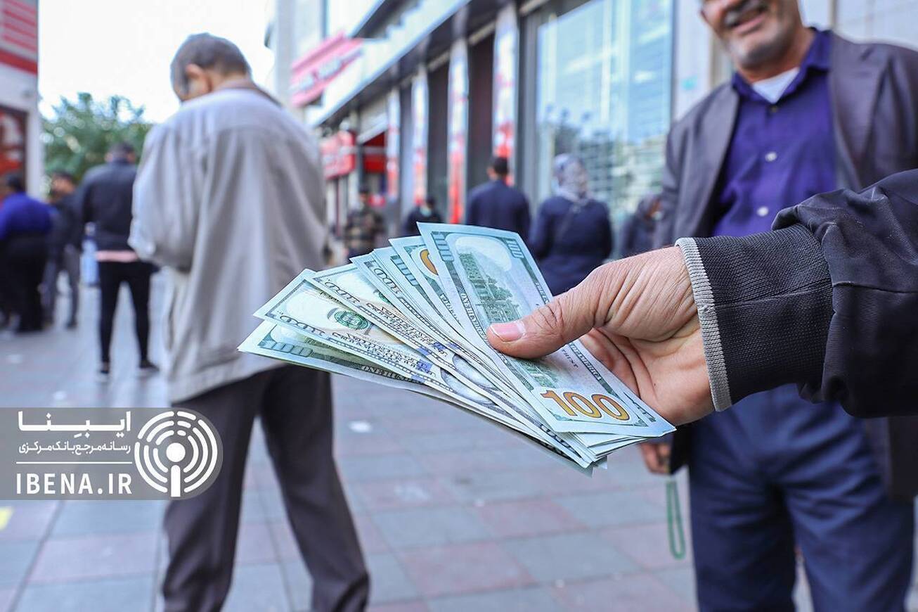 نرخ ارز چگونه به کمترین رقم ۲ ماه اخیر رسید؟