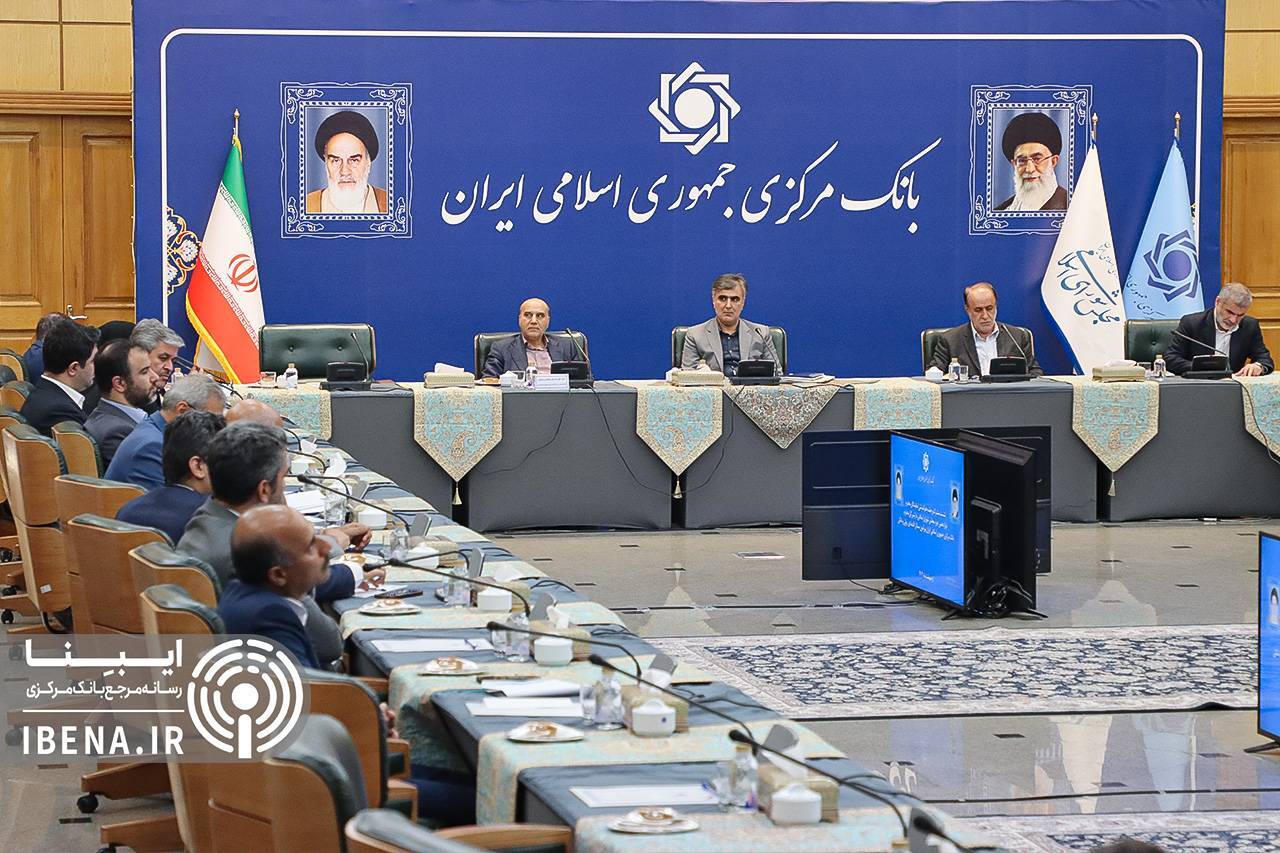 بازار ارز توافقی برای صادرکنندگان بخش خصوصی راه اندازی میشود/ فروش ۳میلیارد دلار اوراق ارزی برای تامین مالی طرحهای کشور در ۱۴۰۳ بازار ارز توافقی برای صادرکنندگان بخش خصوصی راه اندازی میشود/ فروش ۳میلیارد دلار اوراق ارزی برای تامین مالی طرحهای کشور در ۱۴۰۳