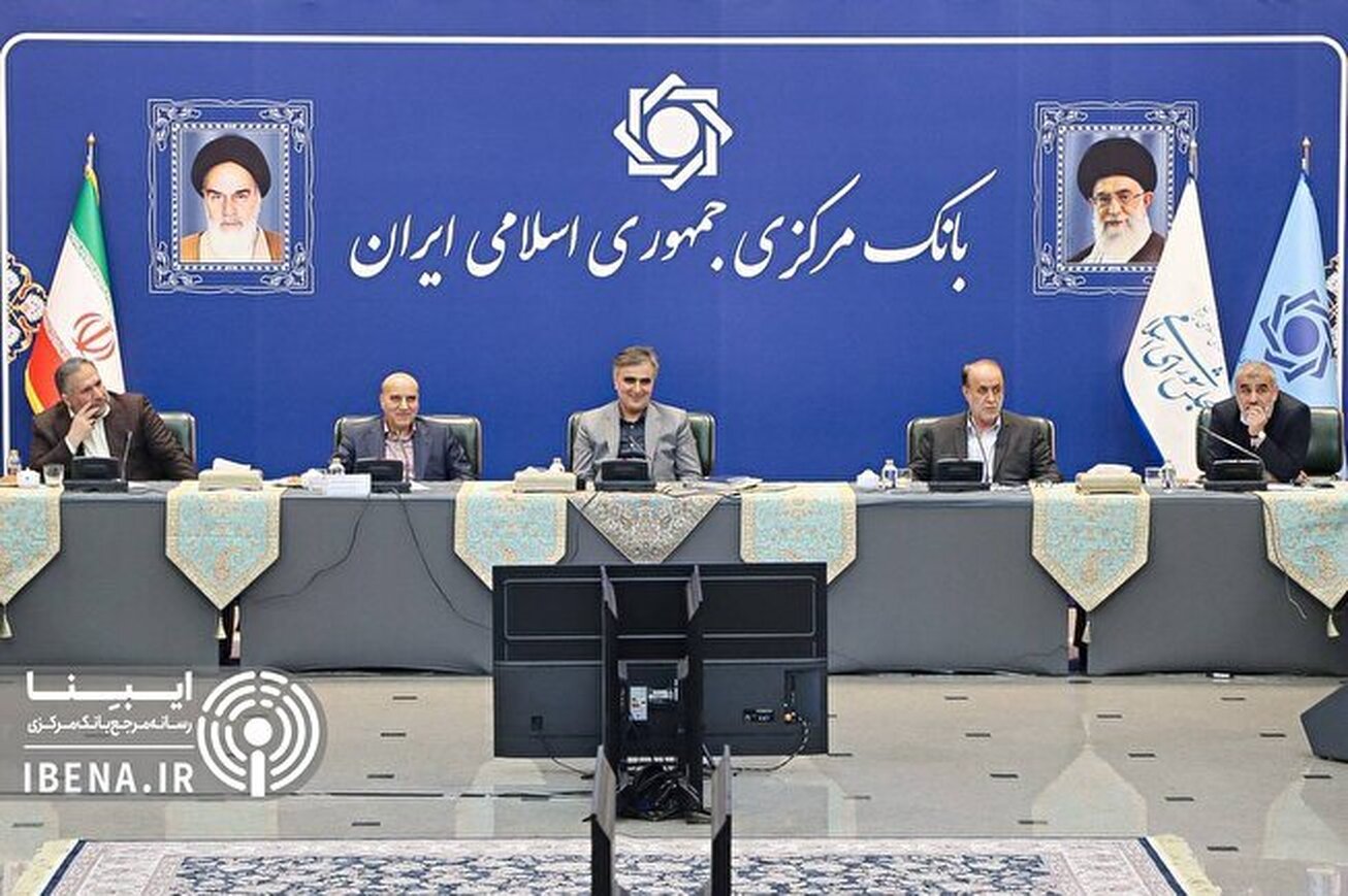 افزایش ۳۰۰ هزار بشکه&zwnj;ای تولید روزانه نفت با تامین مالی ۳ میلیارد دلاری بانک&zwnj; مرکزی