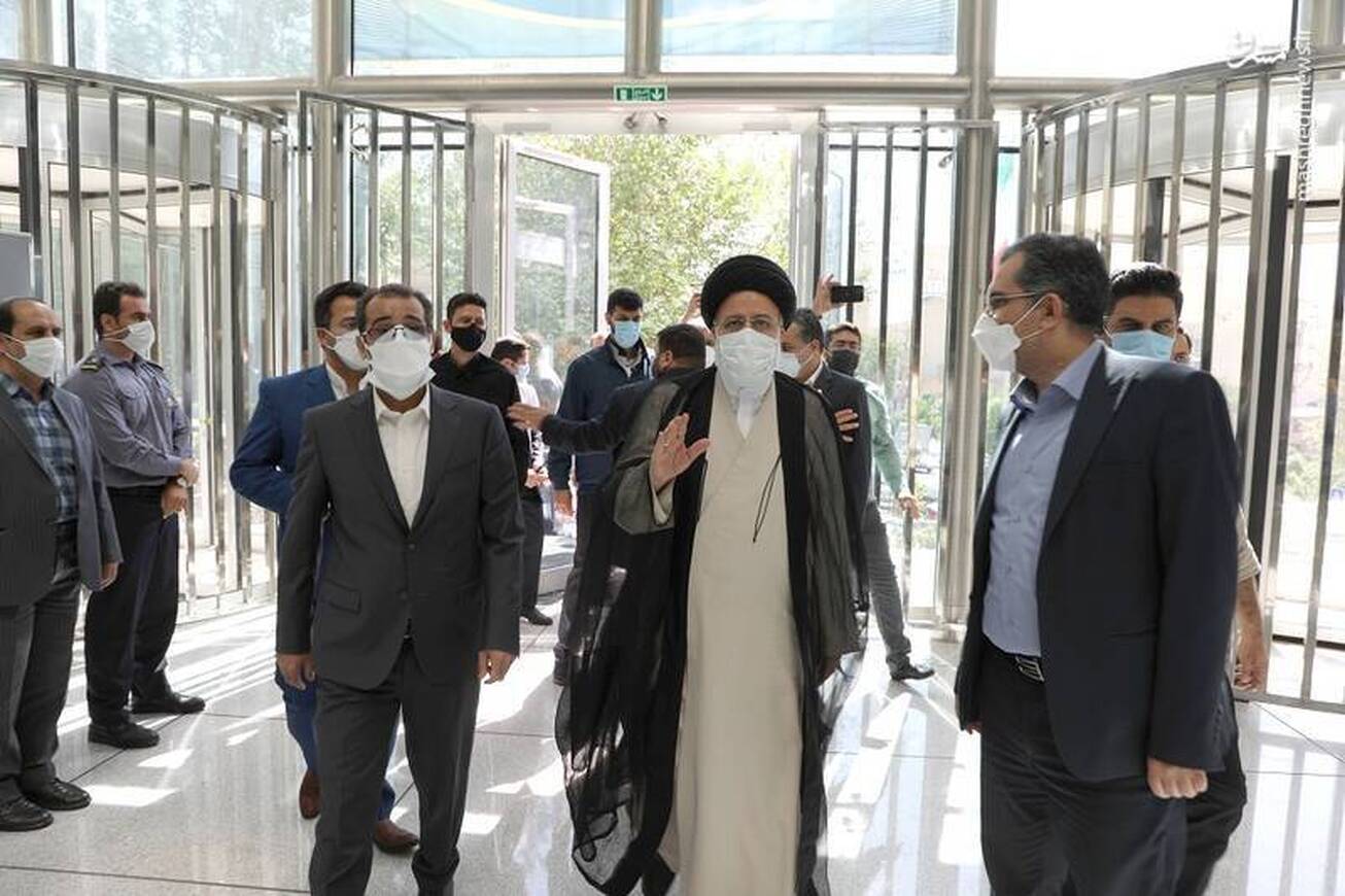 توسعه بسترهای بازار سرمایه در دستور کار آیت&zwnj;الله شهید رئیسی بود