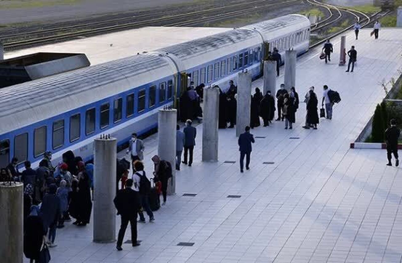 آغاز پیش فروش بلیت قطار&zwnj;های مسافری مردادماه از فردا