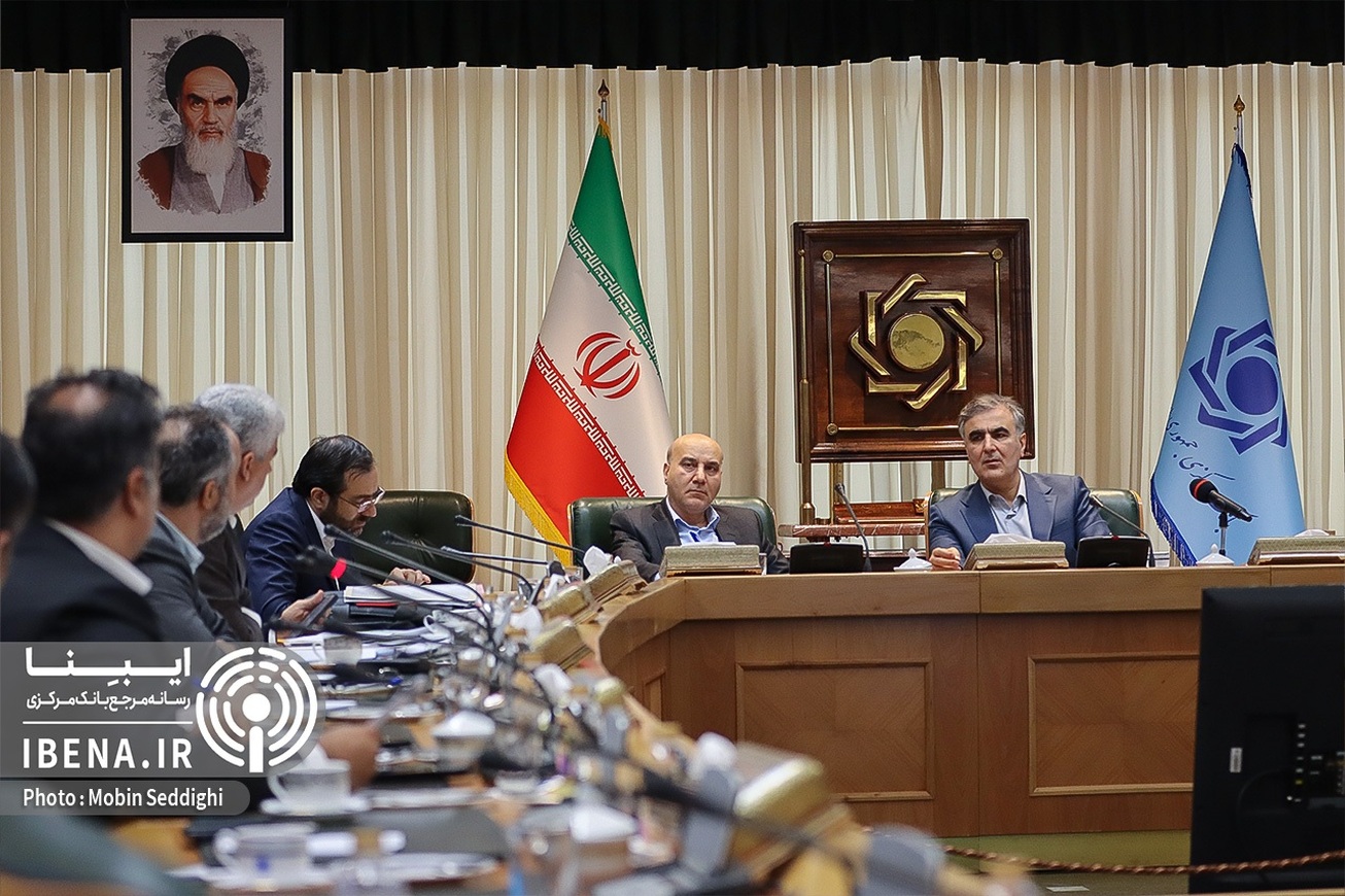جلسه مشترک بانک مرکزی و فعالان صنعت دارو /گزارش تصویری