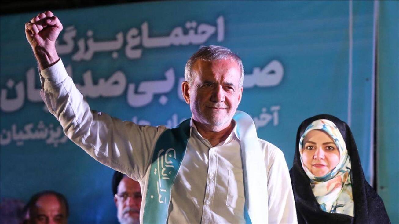 آغاز به کار رسمی دولت چهاردهم؛ امروز پس از تنفیذ توسط رهبر انقلاب