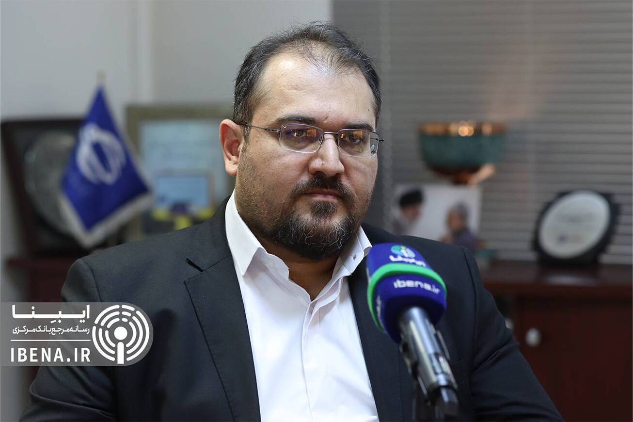 برنامه ۵ ساله برای تجارت الکترونیکی ۹۰۰۰ همتی در ایران/سامانه هوشمند معاملات و انبارداری فلزات گرانبها رونمایی شد