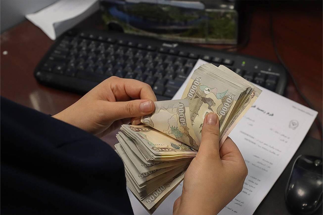 آغاز فروش حضوری ارز اربعین در شعب منتخب بانک&zwnj;ها