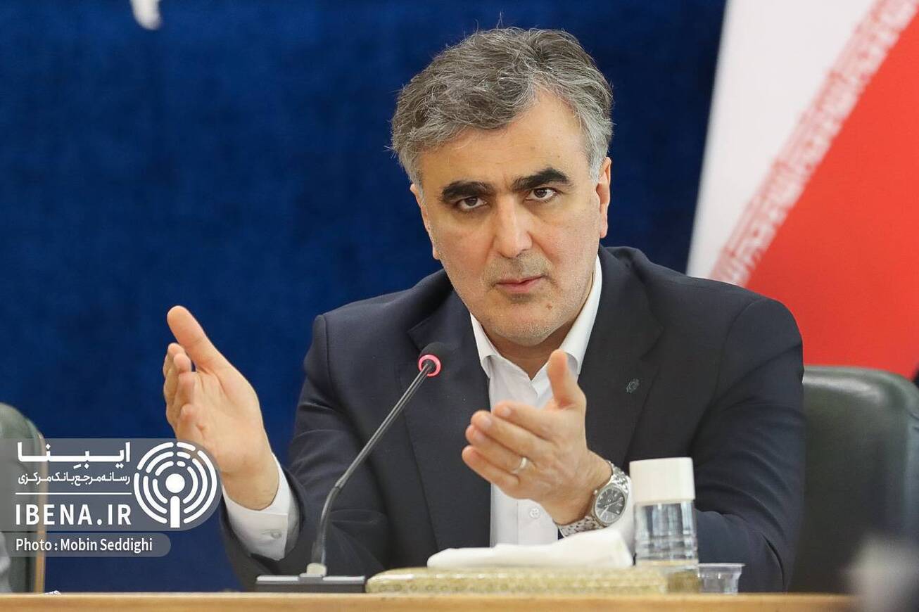 بانک مرکزی در بازار ارز توافقی نرخ تعیین نمی&zwnj;کند