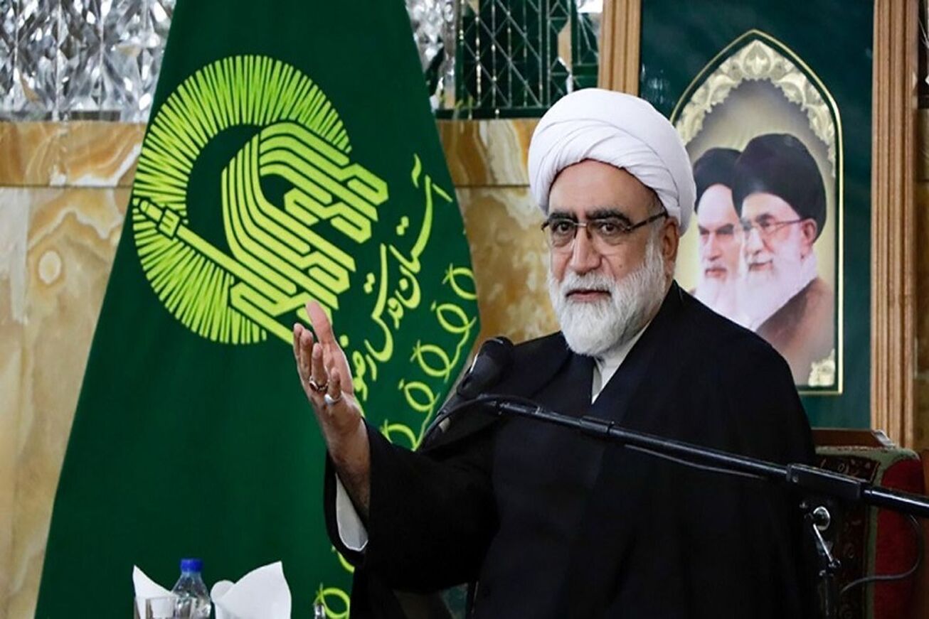 حضور نماینده رهبر انقلاب در منزل خانواده&zwnj;های مصیب&zwnj;دیده&zwnj;ی معدن طبس