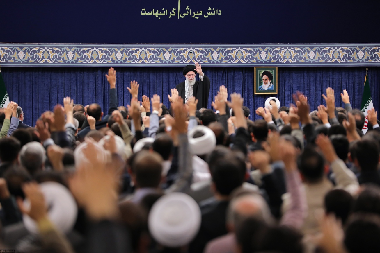 آمریکا و اروپا به&zwnj;دروغ دم از صلح می&zwnj;زنند