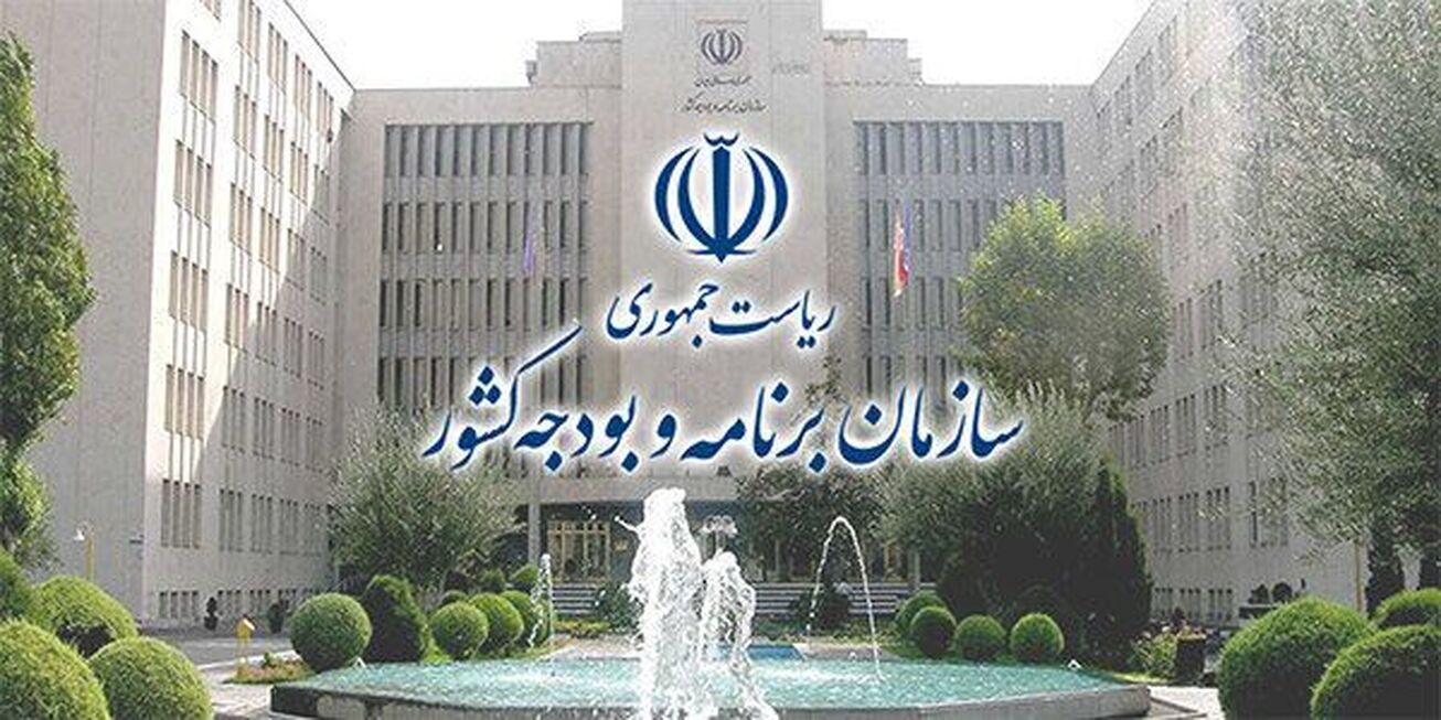 تسویه تمام مطالبات گندم&zwnj;کاران تا پایان هفته جاری/ اصلاح احکام و پرداخت ۴۰ درصد از متناسب&zwnj;سازی حقوق بازنشستگان کشوری از مهرماه