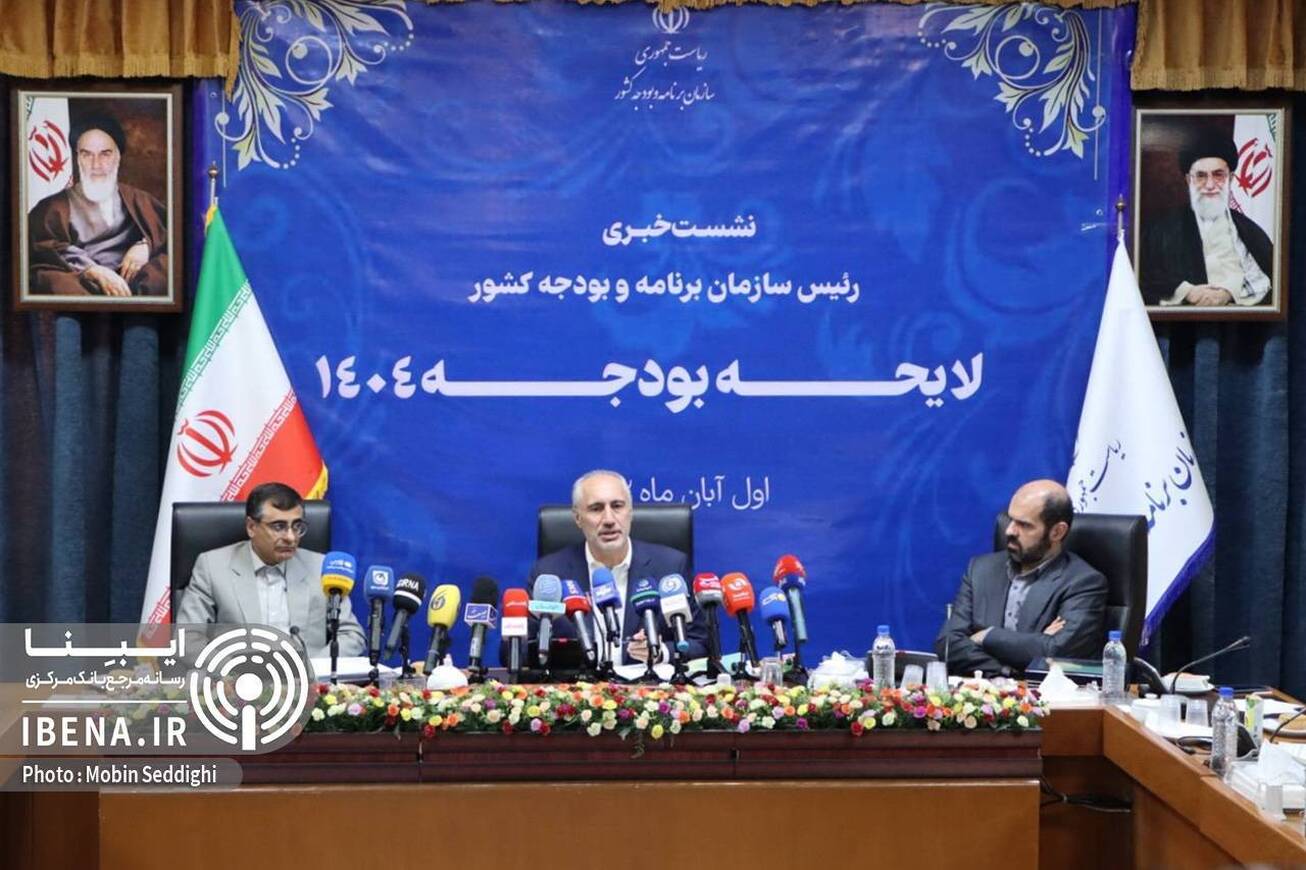 نرخ دلار برای کالا&zwnj;های اساسی روی نرخ&zwnj;های ترجیحی خواهد بود