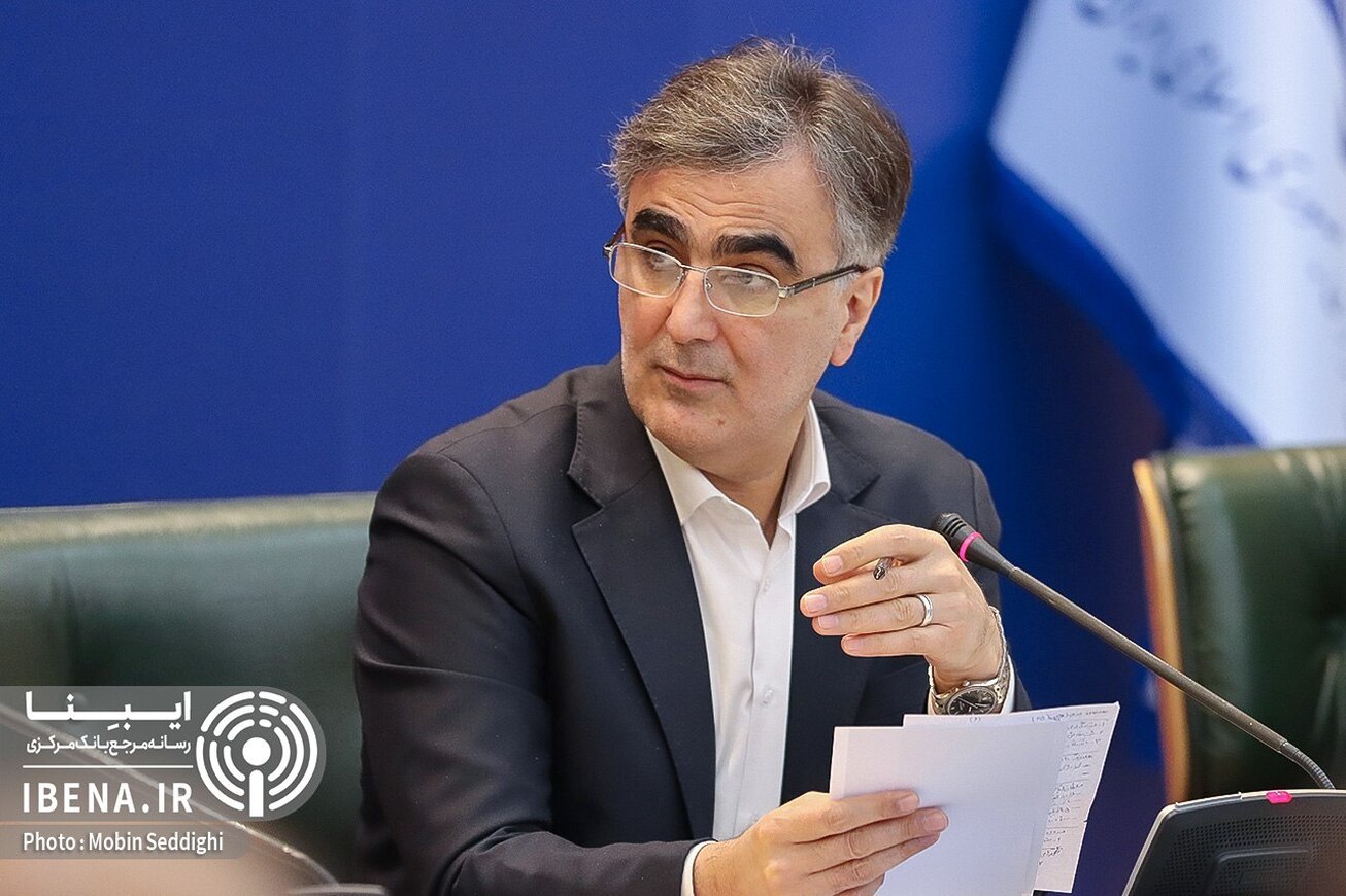 بازار ارز توافقی در آینده نزدیک عملیاتی می&zwnj;شود/ کاهش ۲۰ واحد درصدی تورم در یکسال و نیم اخیر