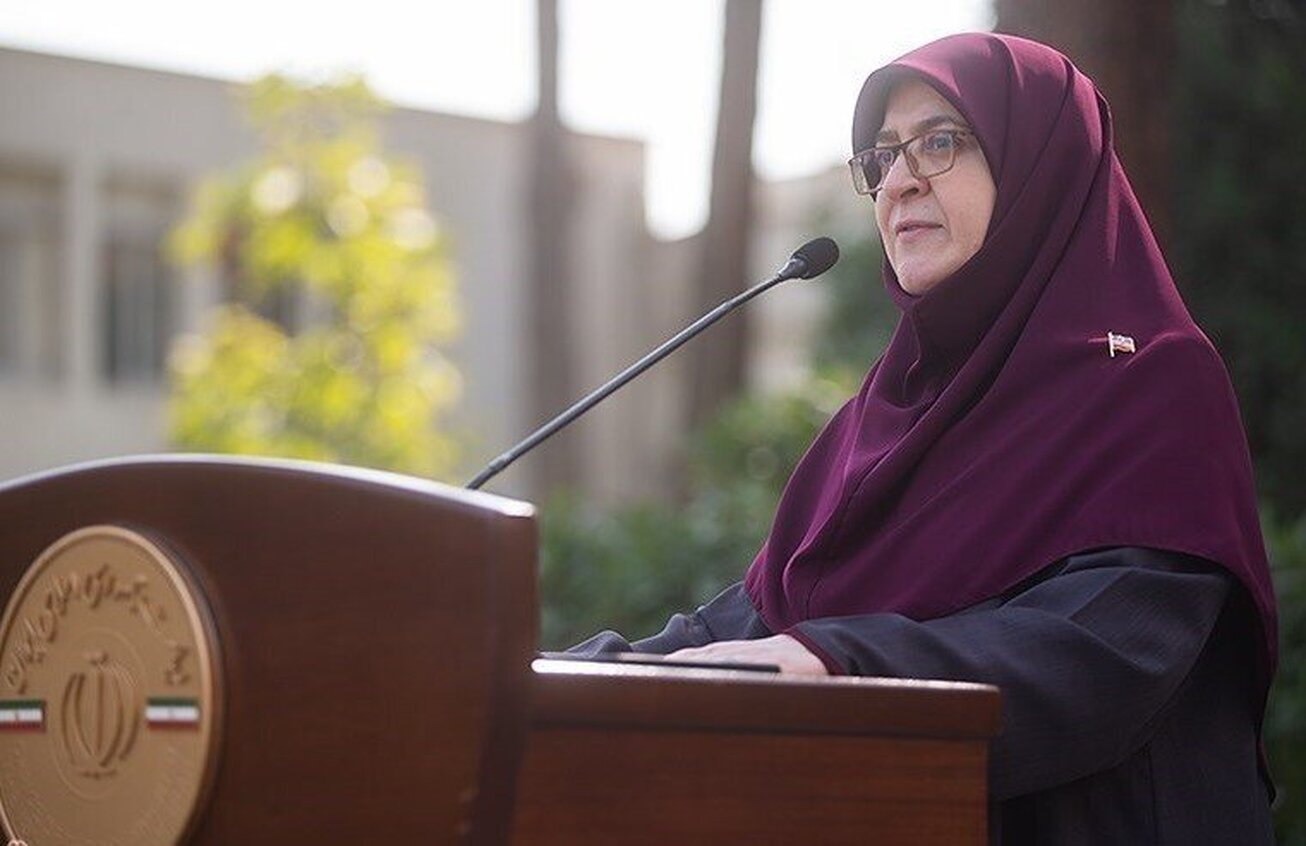 ریسک&zwnj;های خارجی بخشی از دلیل نوسانات دلار و طلا/ بانک&zwnj;مرکزی ثبات بازار را برقرار خواهد کرد