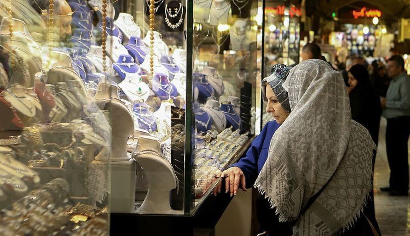 ریزش قیمت&zwnj;ها در بازار طلا و سکه به دنبال کاهش اونس جهانی و نرخ ارز