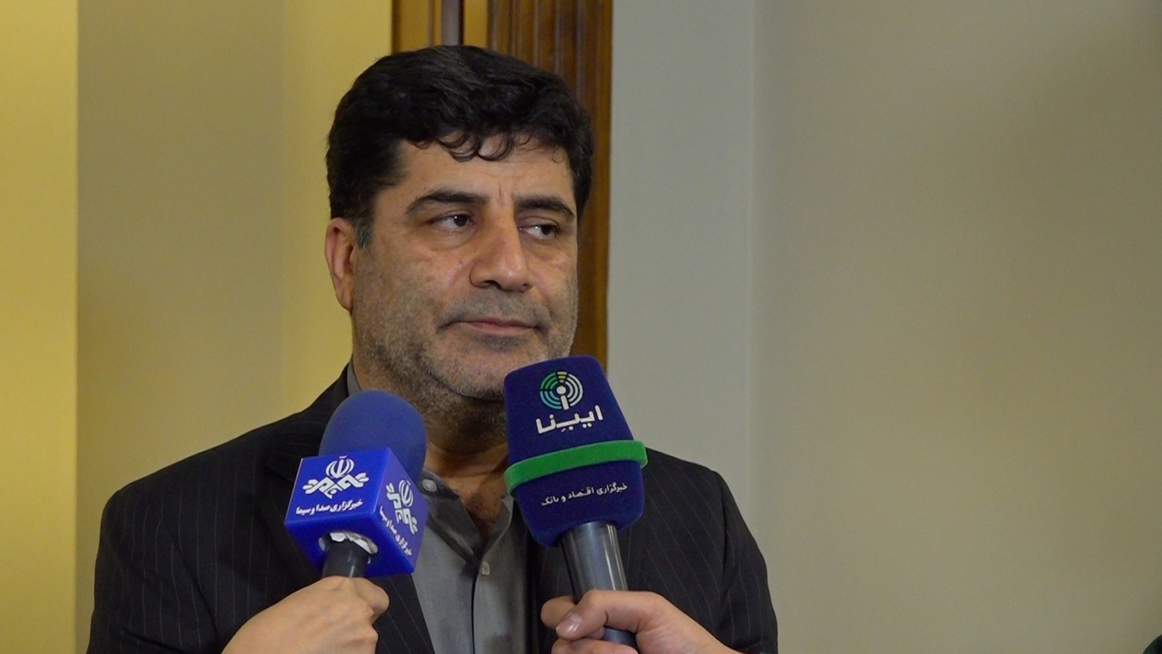 تخصیص ارز به کالا&zwnj;های اساسی سرعت می&zwnj;گیرد/ افزایش انگیزه تولیدکنندگان با سیاست جدید ارزی