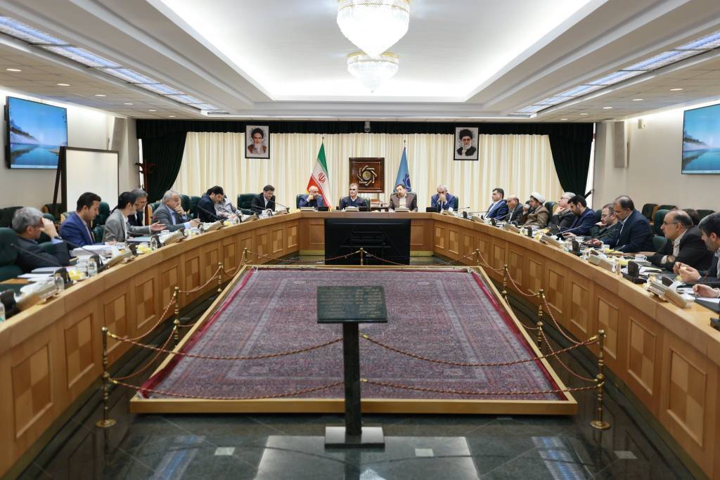 تشکیل جلسه هماهنگی تیم اقتصادی دولت در بانک مرکزی/ سیاستهای ارزی، تجاری و معیشتی مردم بررسی شد تشکیل جلسه هماهنگی تیم اقتصادی دولت در بانک مرکزی/ سیاستهای ارزی، تجاری و معیشتی مردم بررسی شد