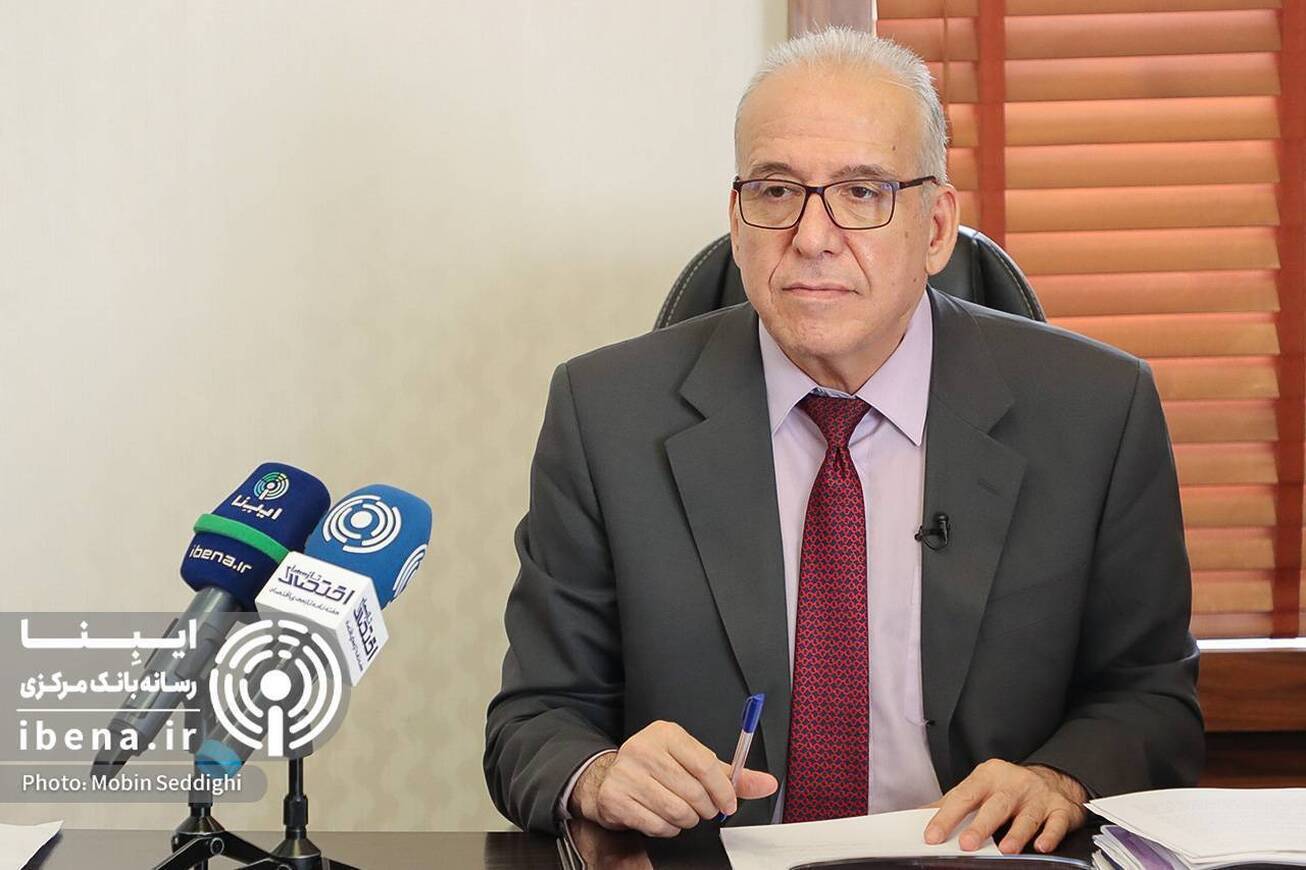 سه شرط لازم برای موفقیت یکسان سازی نرخ ارز/ اقتصاد فرمانده واحد می&zwnj;خواهد