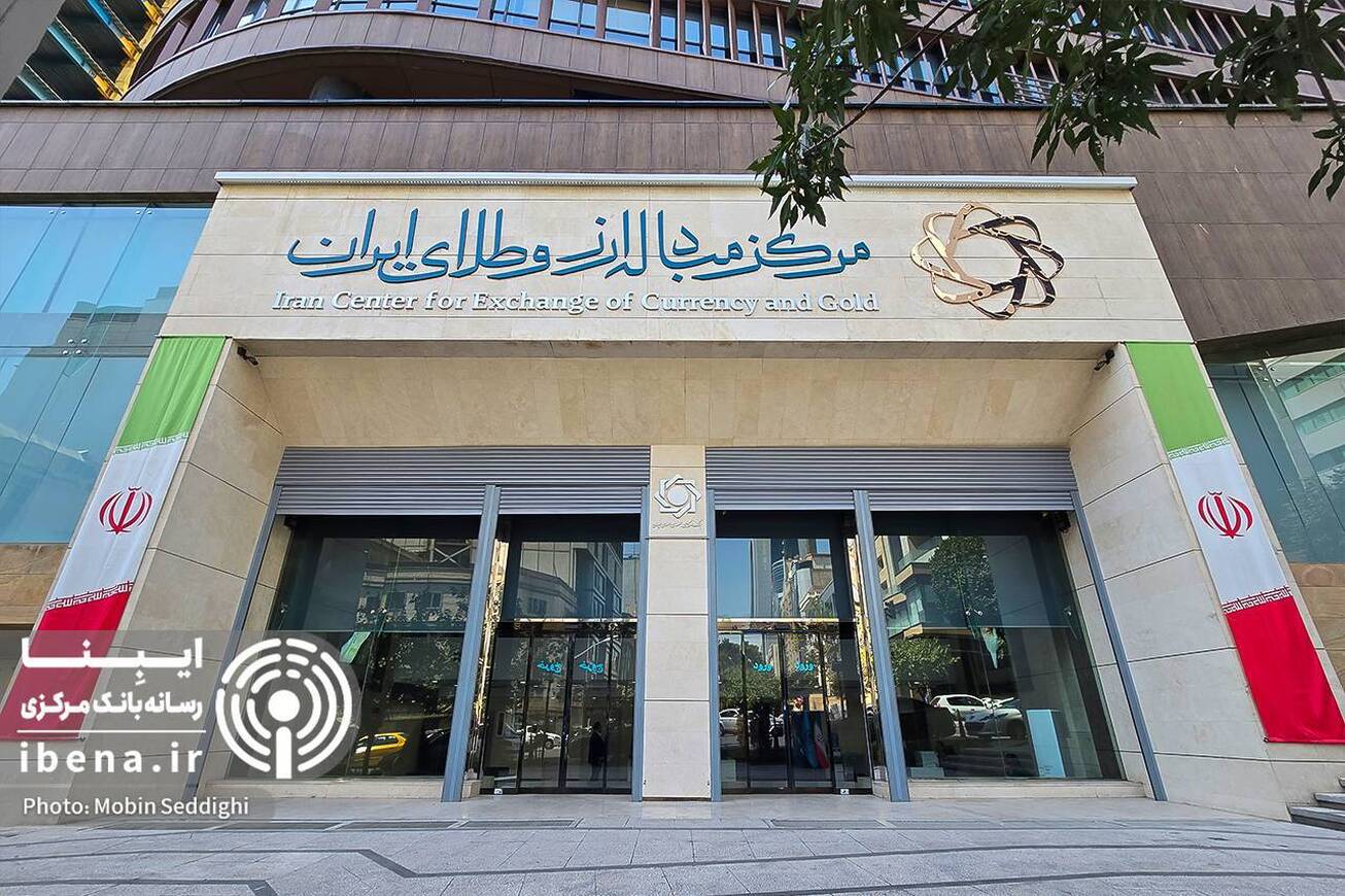 هفته اول اسفند ماه ۵۶۹ میلیون دلار در بازار ارز تجاری معامله شد
