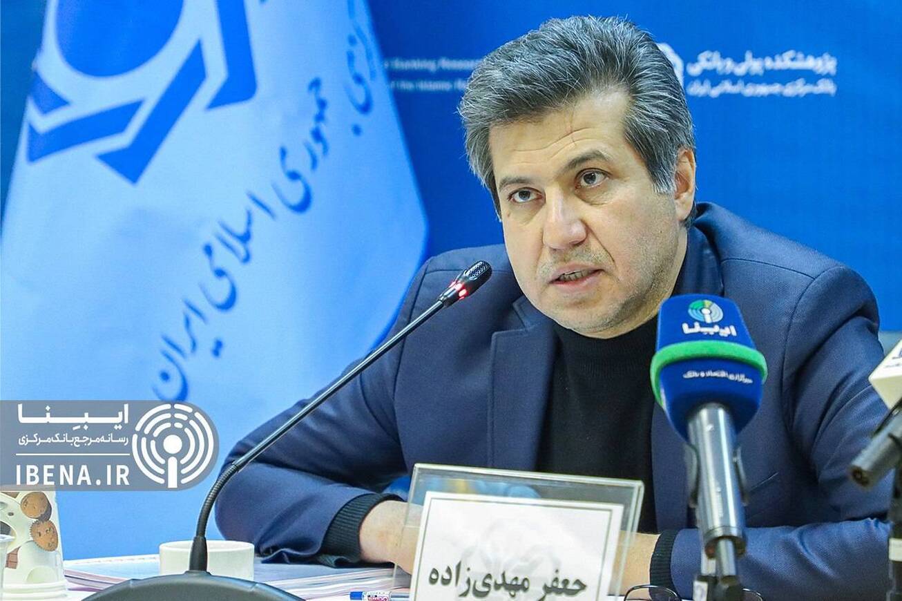 برنامه&zwnj;های بانک مرکزی در سال ۱۴۰۴ برای هدایت اعتبارات بانکی به سمت تولید/ حاکمیت ریال با رصد دقیق نقدینگی تقویت می&zwnj;شود