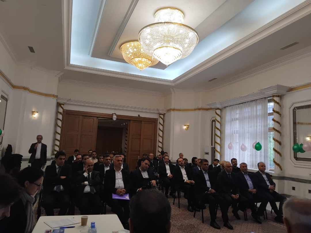 ۴۰ بازرگان ایرانی به مسکو رفتند/ تعرفه صفر در آستانه اجرا ۴۰ بازرگان ایرانی به مسکو رفتند/ تعرفه صفر در آستانه اجرا