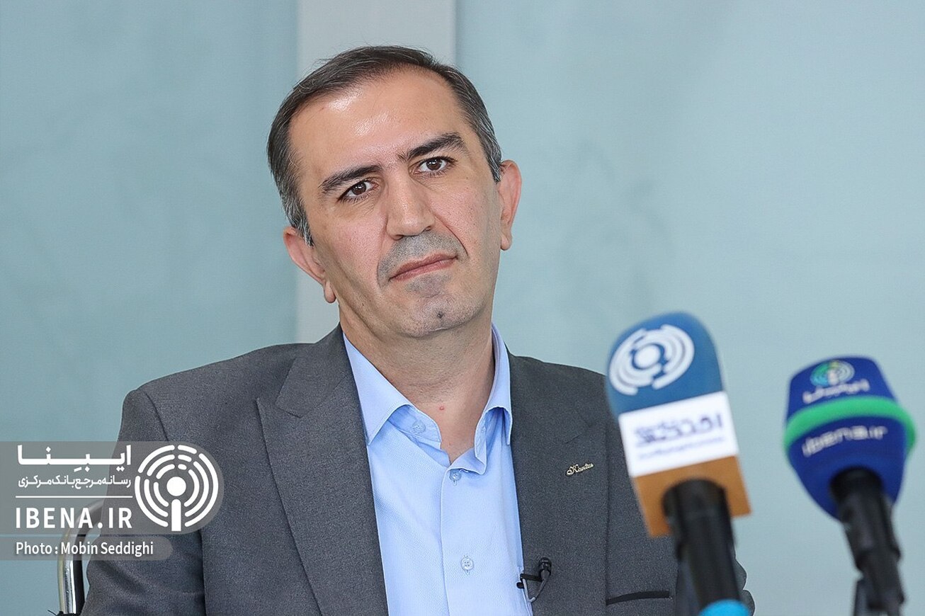 افزایش ذخایر طلا به کاهش نوسانات ارزی کمک می&zwnj;کند