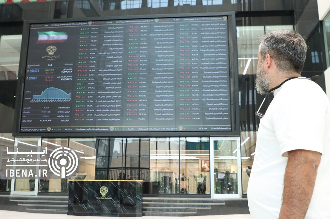 شاخص کل بورس کانال دو میلیون و ۶۰۰ هزار واحدی را پس گرفت