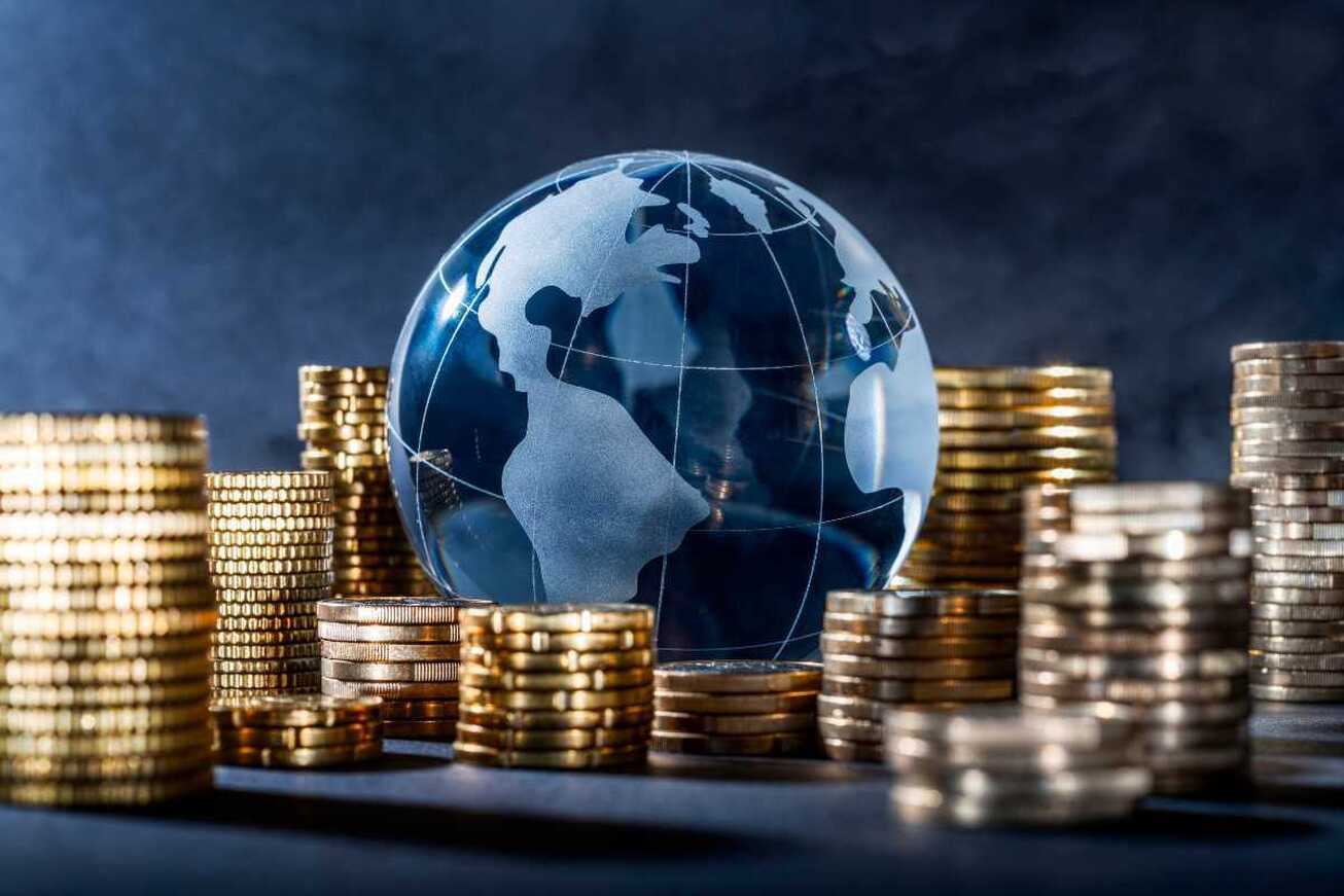 بدهی جهانی به ۲۳۵ درصد تولید ناخالص داخلی دنیا رسیده است