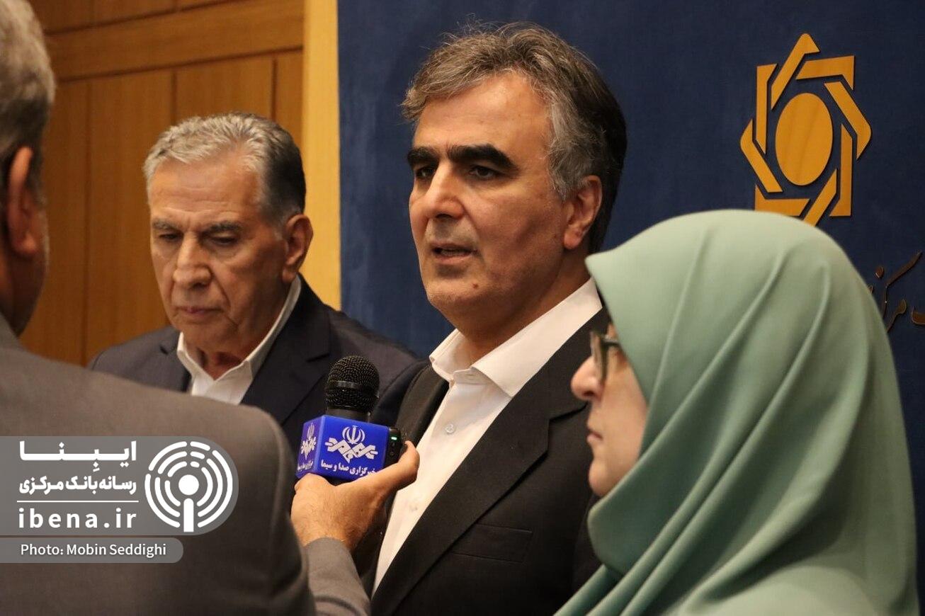 اتخاذ سیاست&zwnj;های پولی و ارزی در مسیر بازگشت اقتصاد به رشد و توسعه