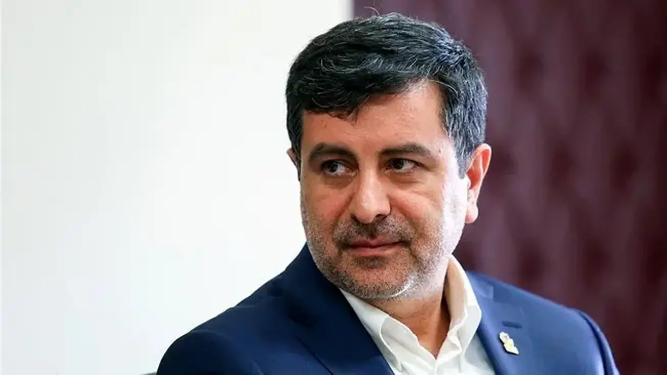 دبیر انجمن کشتیرانی: تجربه ۱۵ سال تحریم ما را زمین&zwnj;گیر نکرده است