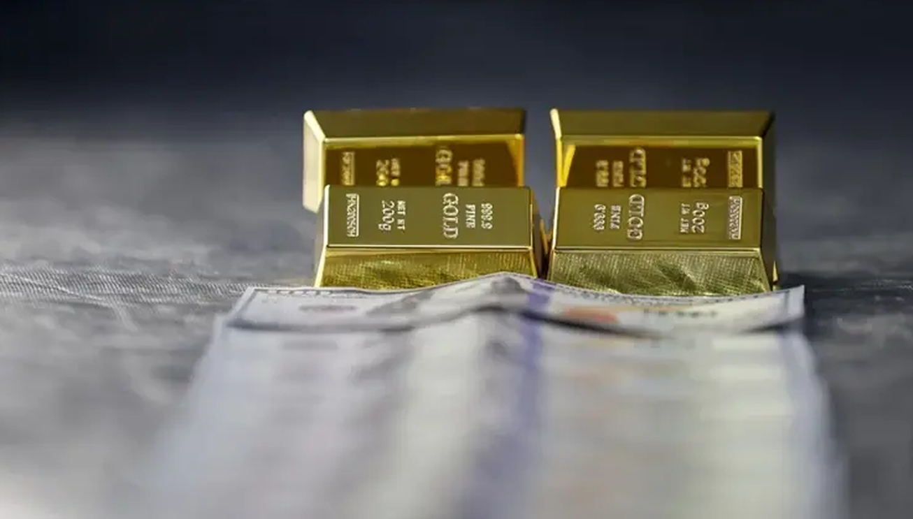 سپر طلایی کرملین در طوفان نفتی